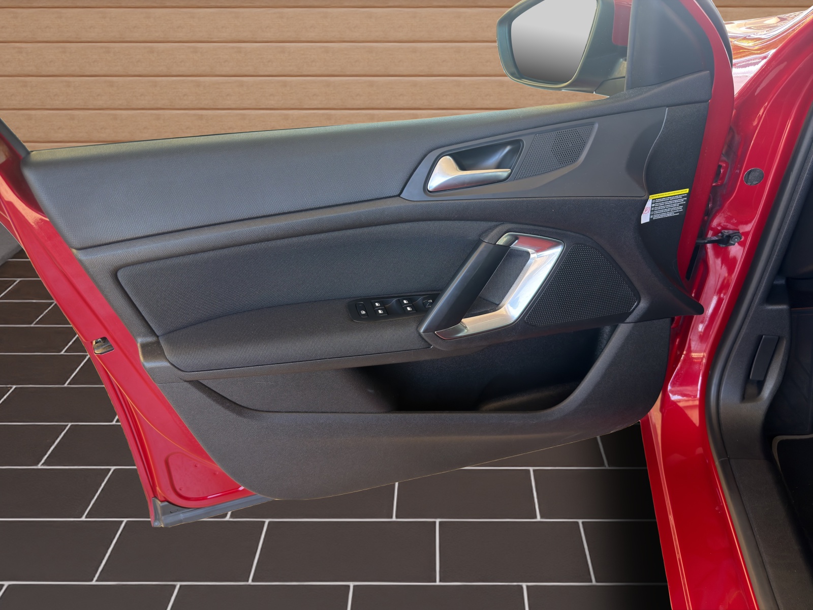 PEUGEOT 308 SW 1.2PureTech Allure-image-13