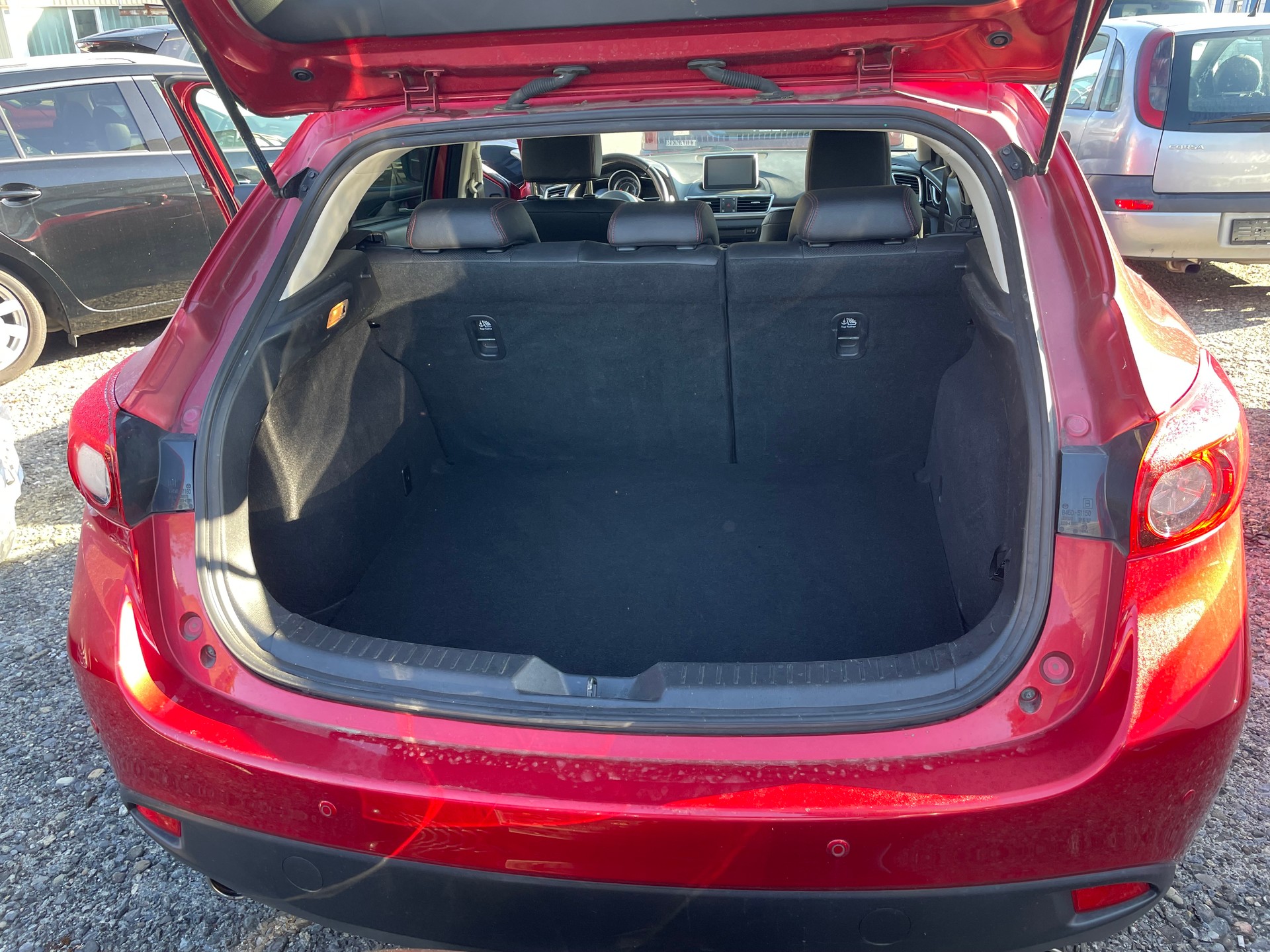 MAZDA 3 2.2 16V CD Revolution Activematic-image-13
