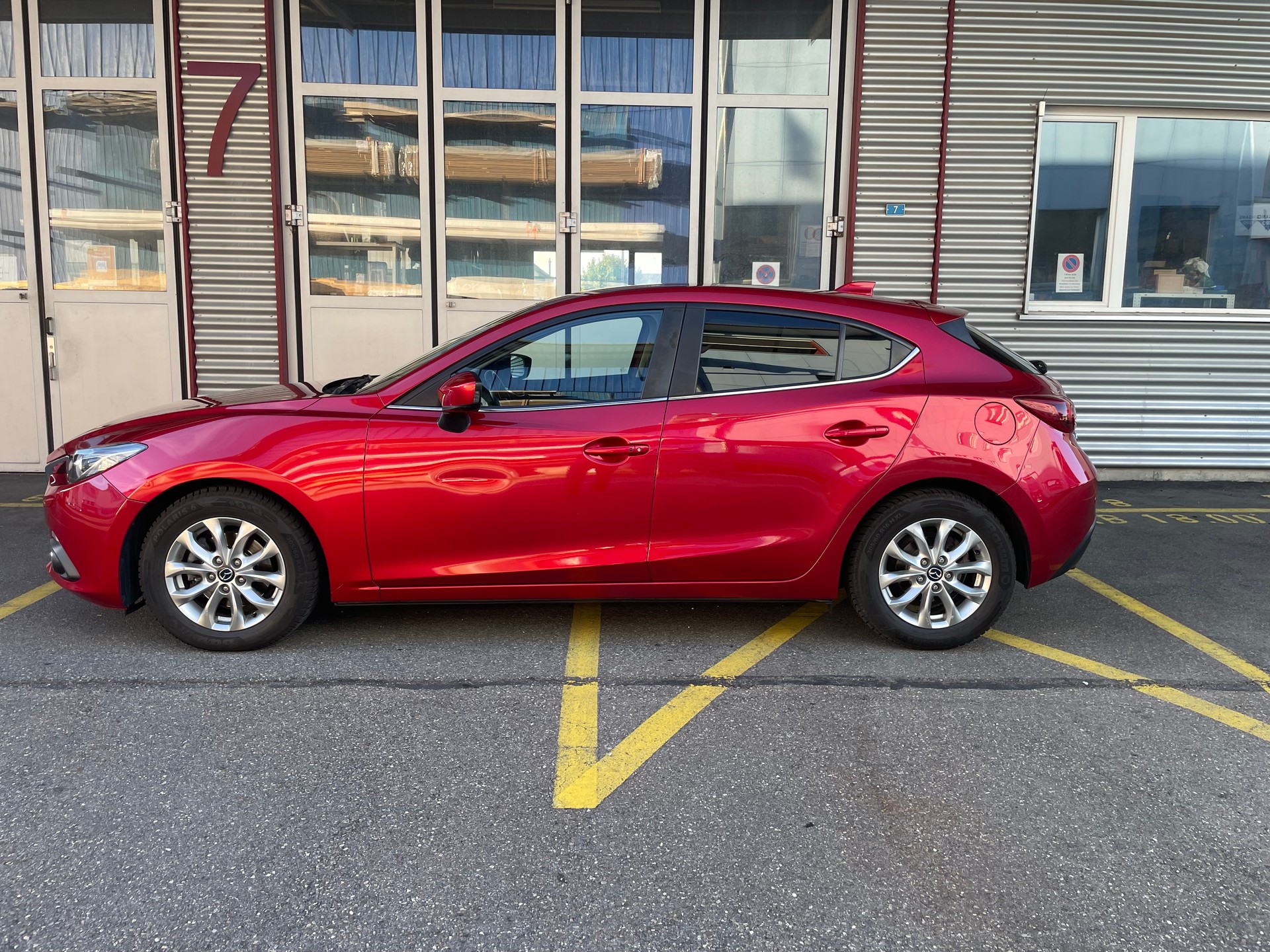 MAZDA 3 2.2 16V CD Revolution Activematic-image-3
