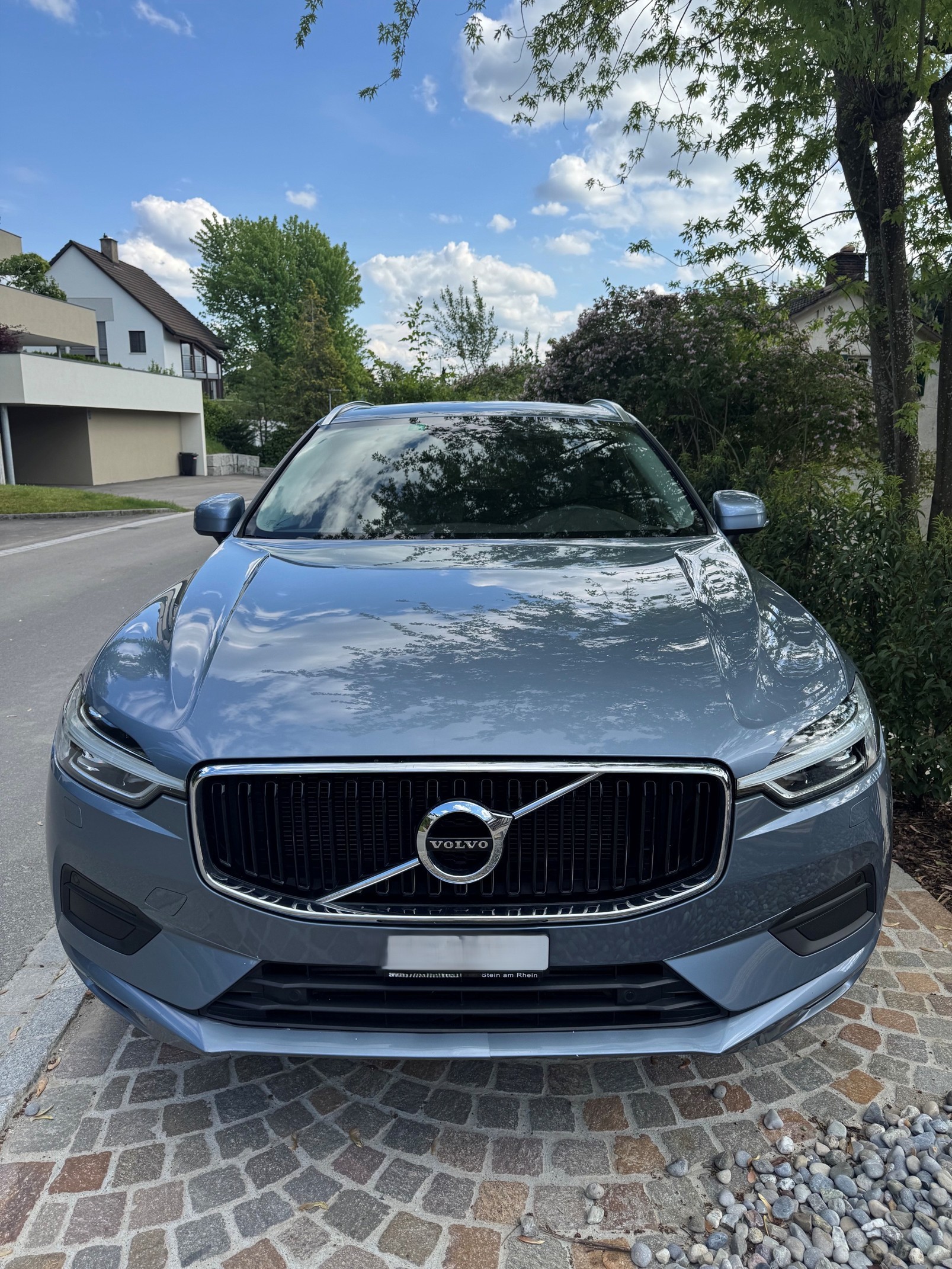 VOLVO 2.0 T5 Momentum AWD-image-1