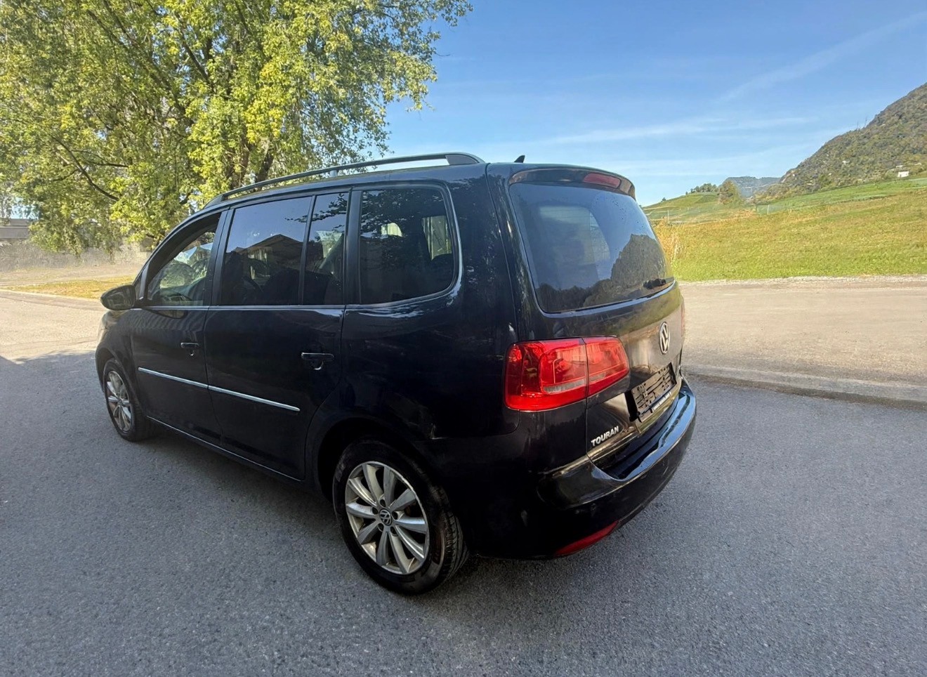 VW Touran 1.4 TSI Highline DSG-image-3