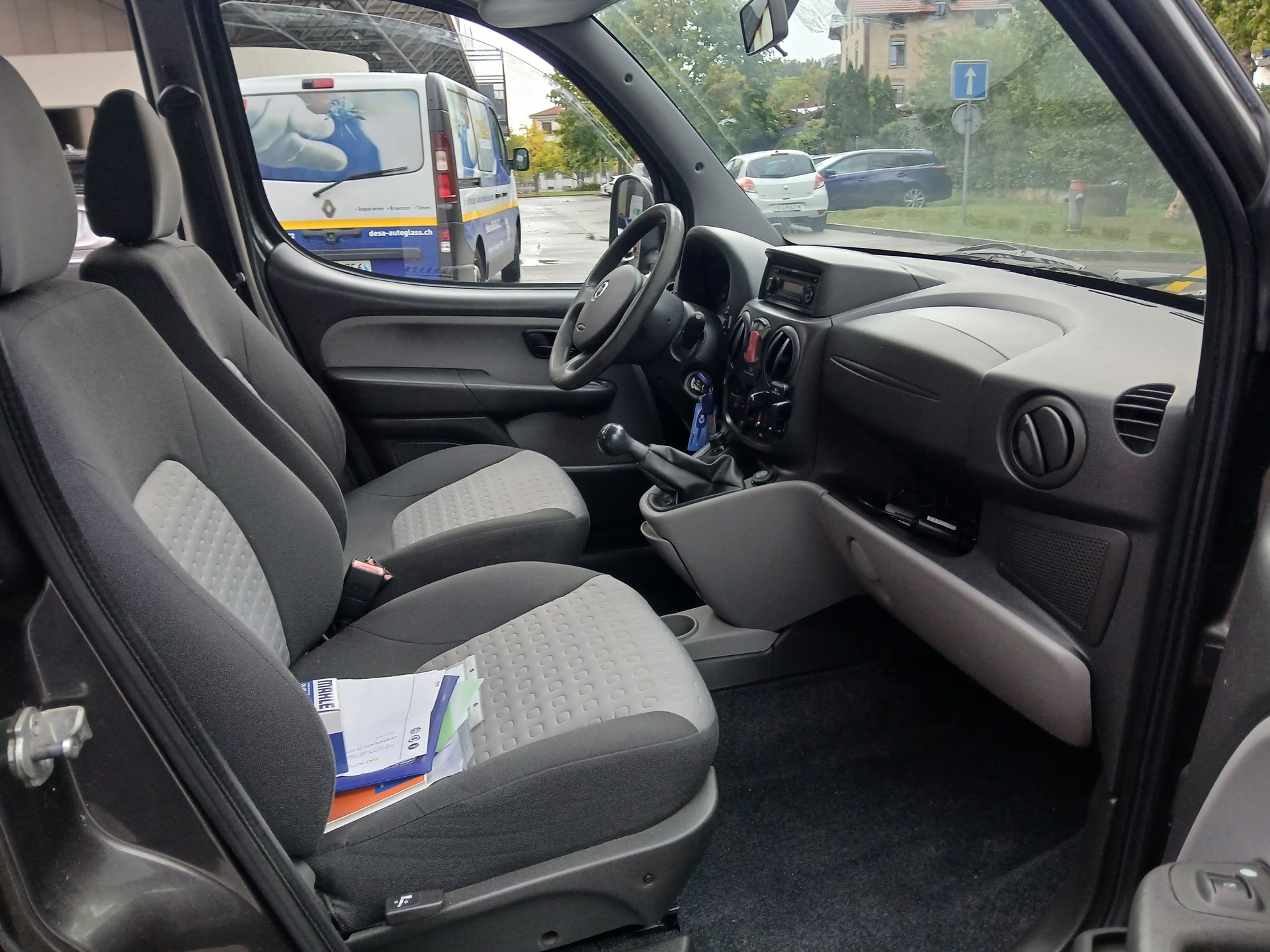FIAT Doblò 1.9 JTD Family-image-10