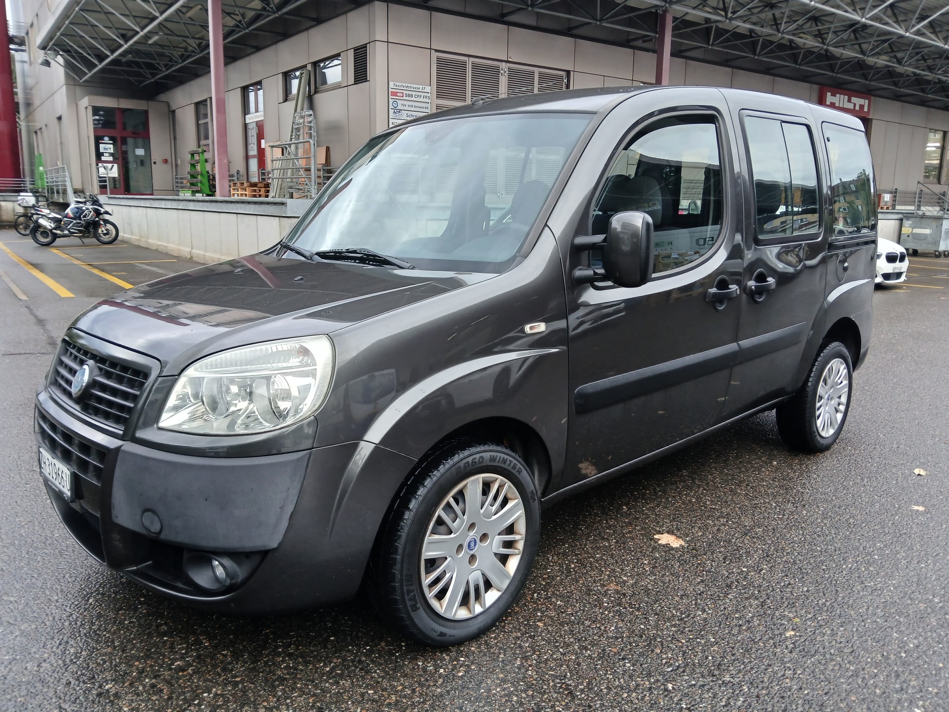 FIAT Doblò 1.9 JTD Family-image-0