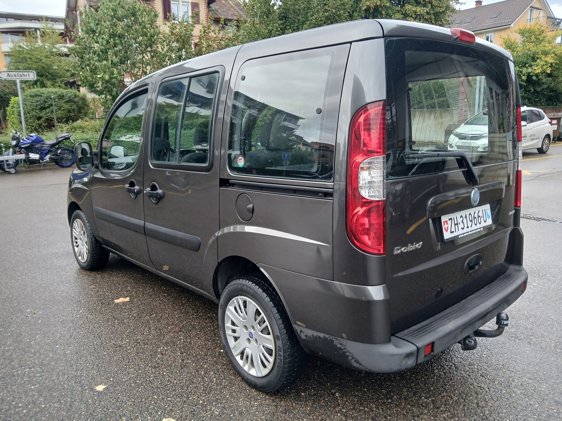 FIAT Doblò 1.9 JTD Family-image-2