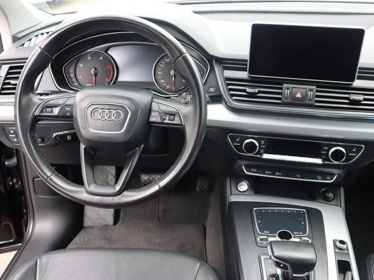 AUDI Q5 2.0 TDI design quattro S-tronic** Voll-Leder Ausstattung ** Neues Modell ** G.Navi ** Frisch ab MFK **-image-9