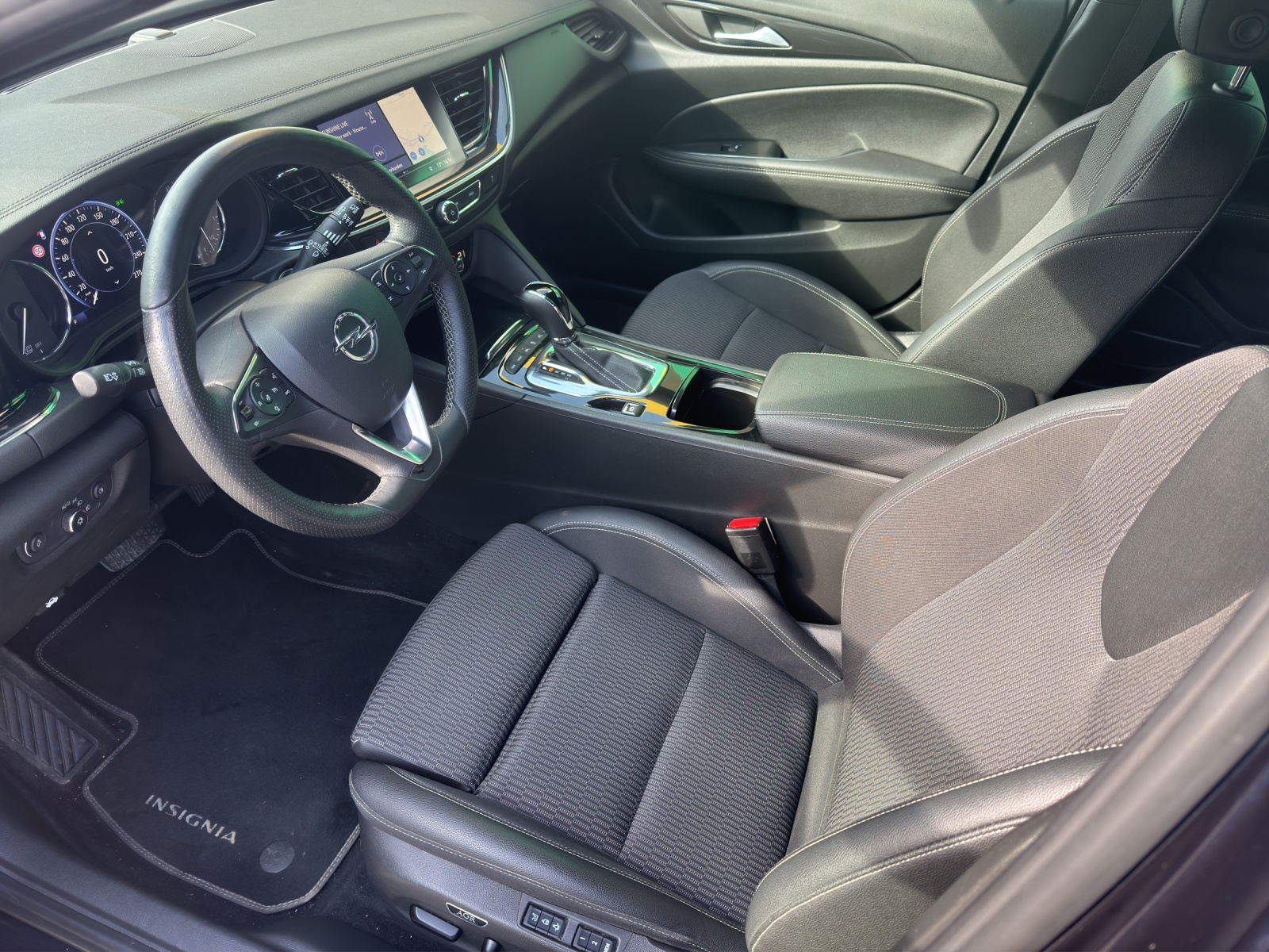 OPEL Insignia 1.6 T Sports Tourer Excellence Automatic-image-6