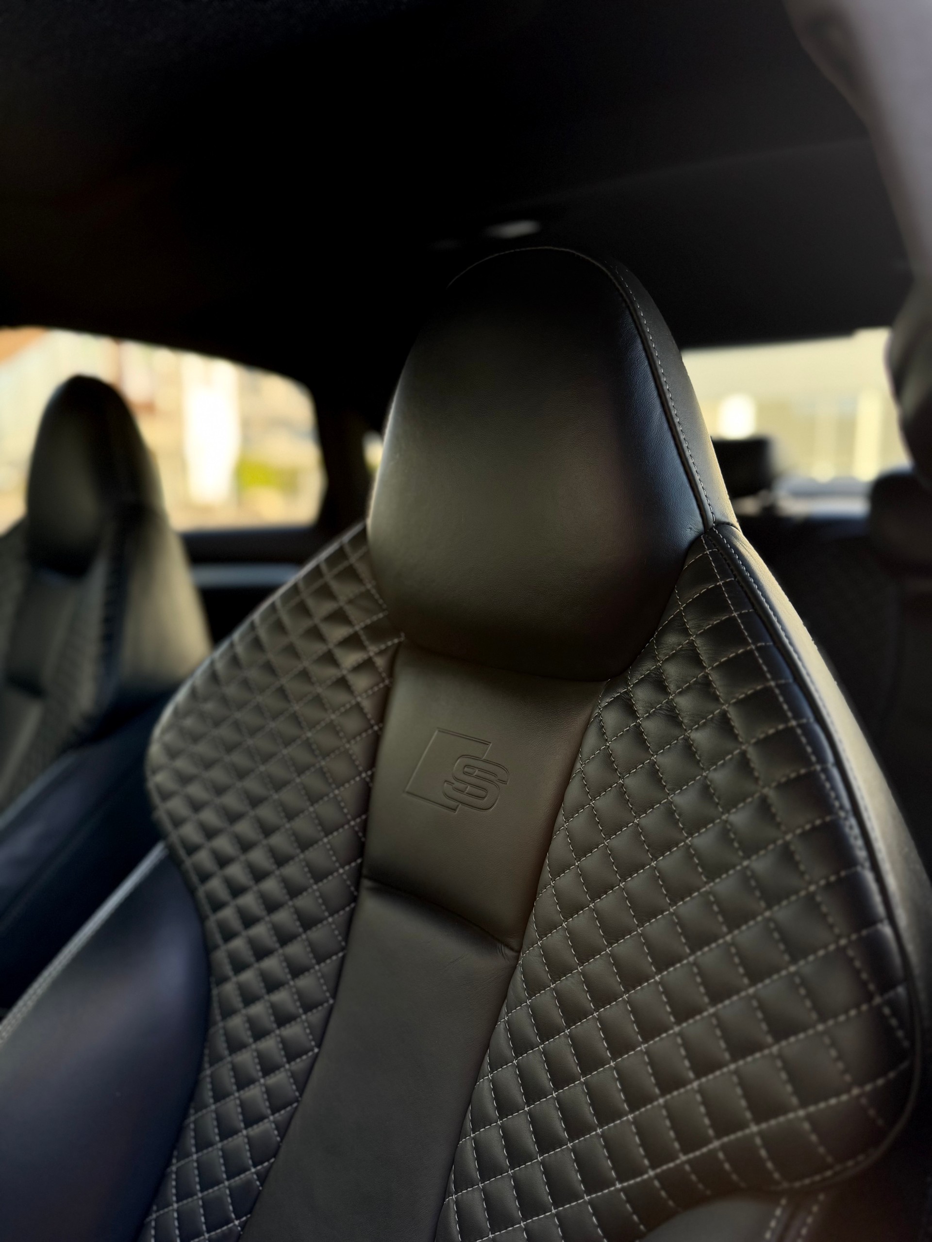 AUDI S3 Limousine 2.0 TFSI quattro S-tronic / ab MFK 11.2025-image-26