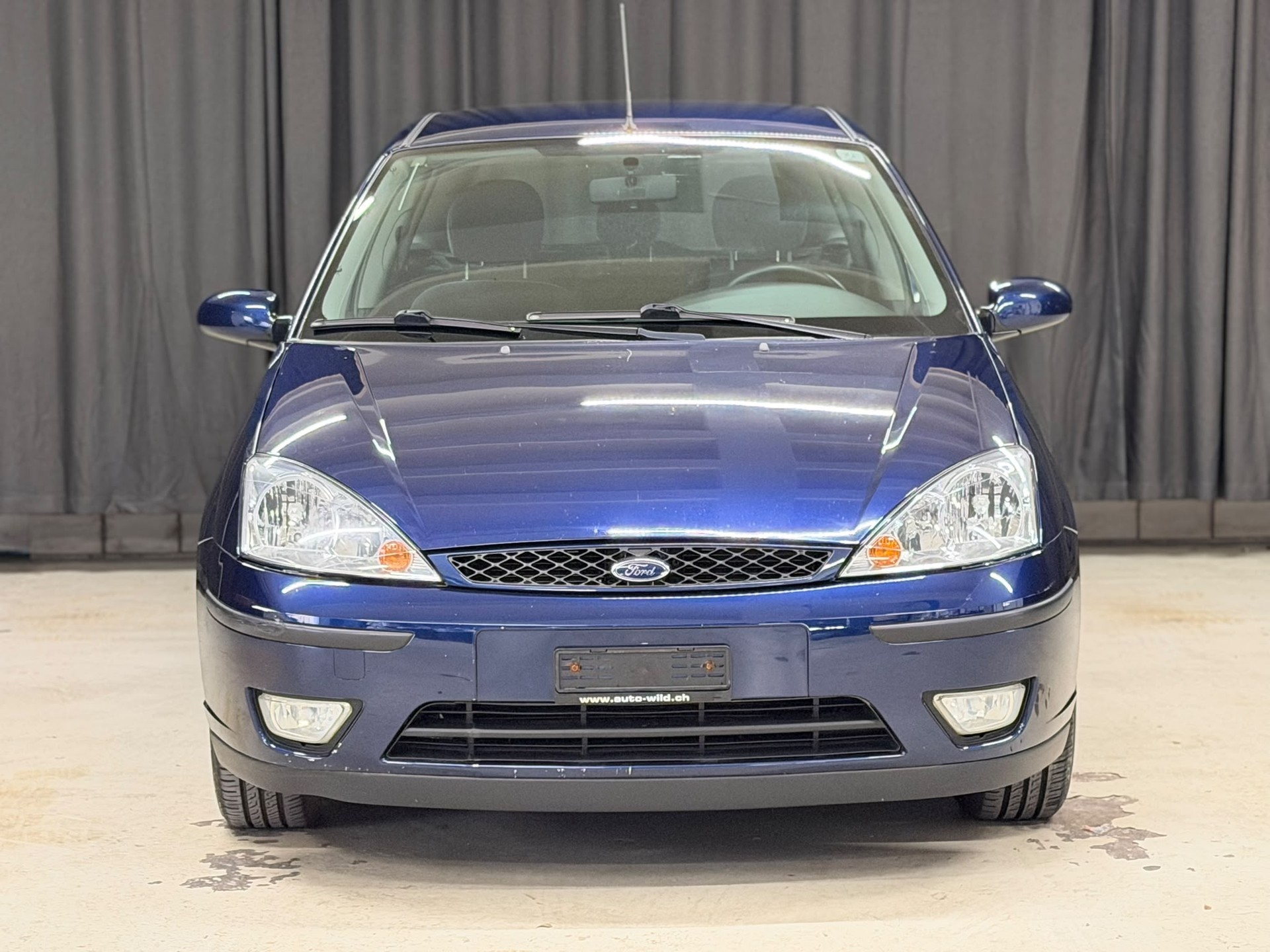 FORD Focus 1.8i 16V Carving-image-2