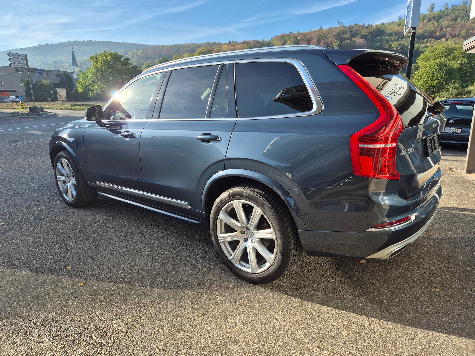 VOLVO XC90 D5 AWD Inscription Geartronic-image-2