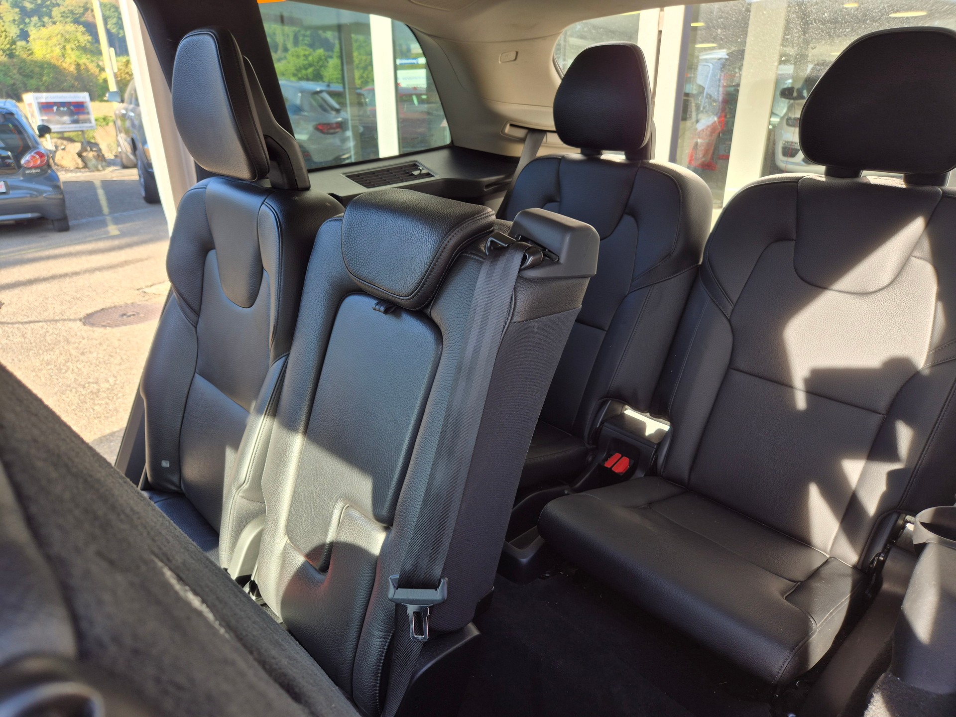 VOLVO XC90 D5 AWD Inscription Geartronic-image-8