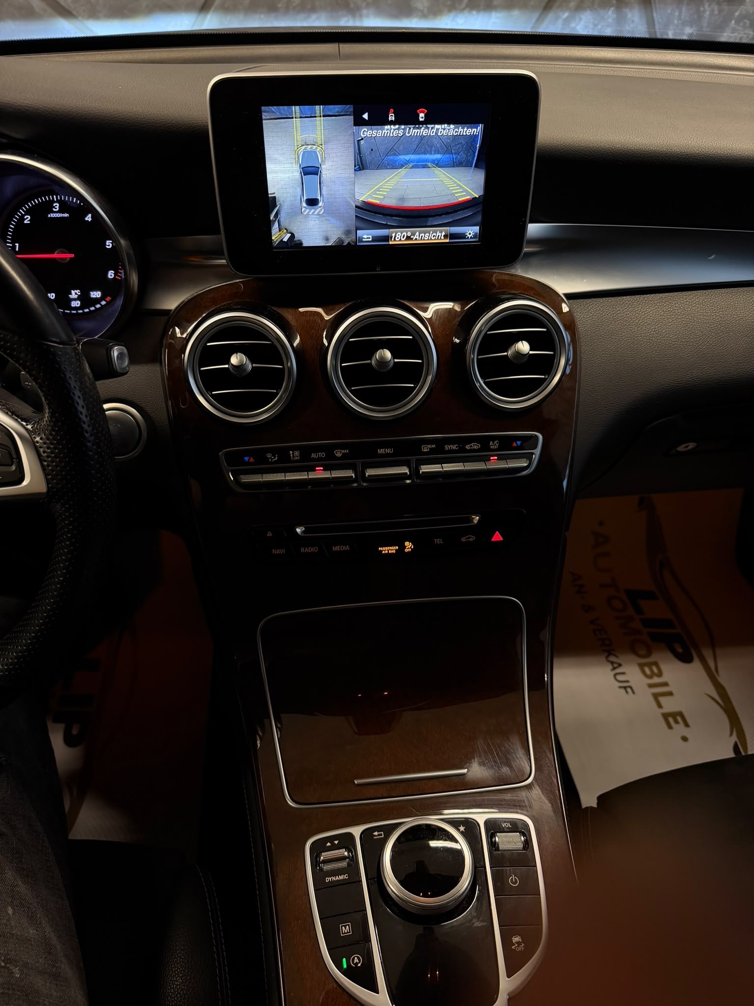MERCEDES-BENZ GLC Coupé 250 d AMG Line 4Matic 9G-Tronic-image-9