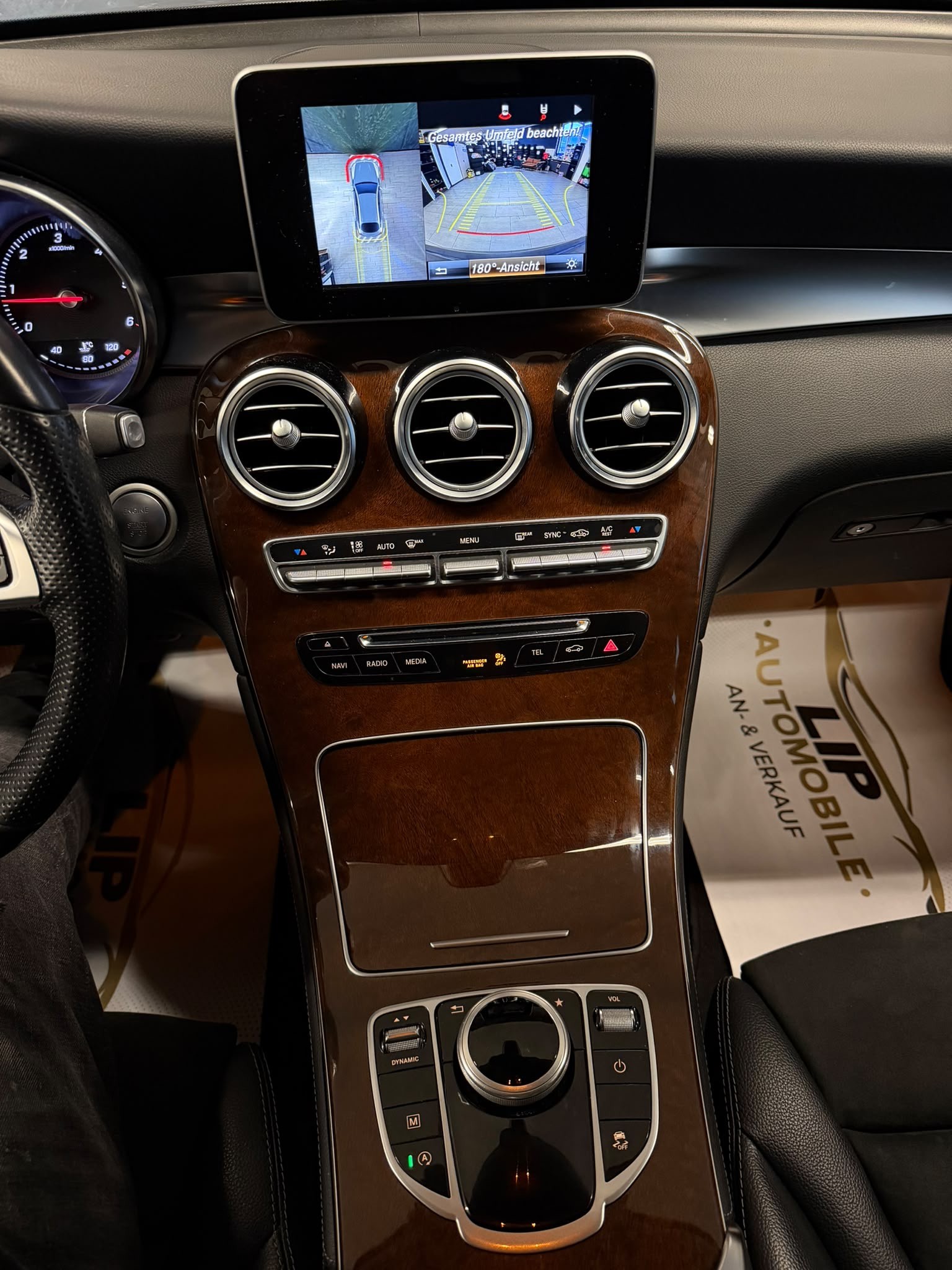 MERCEDES-BENZ GLC Coupé 250 d AMG Line 4Matic 9G-Tronic-image-11