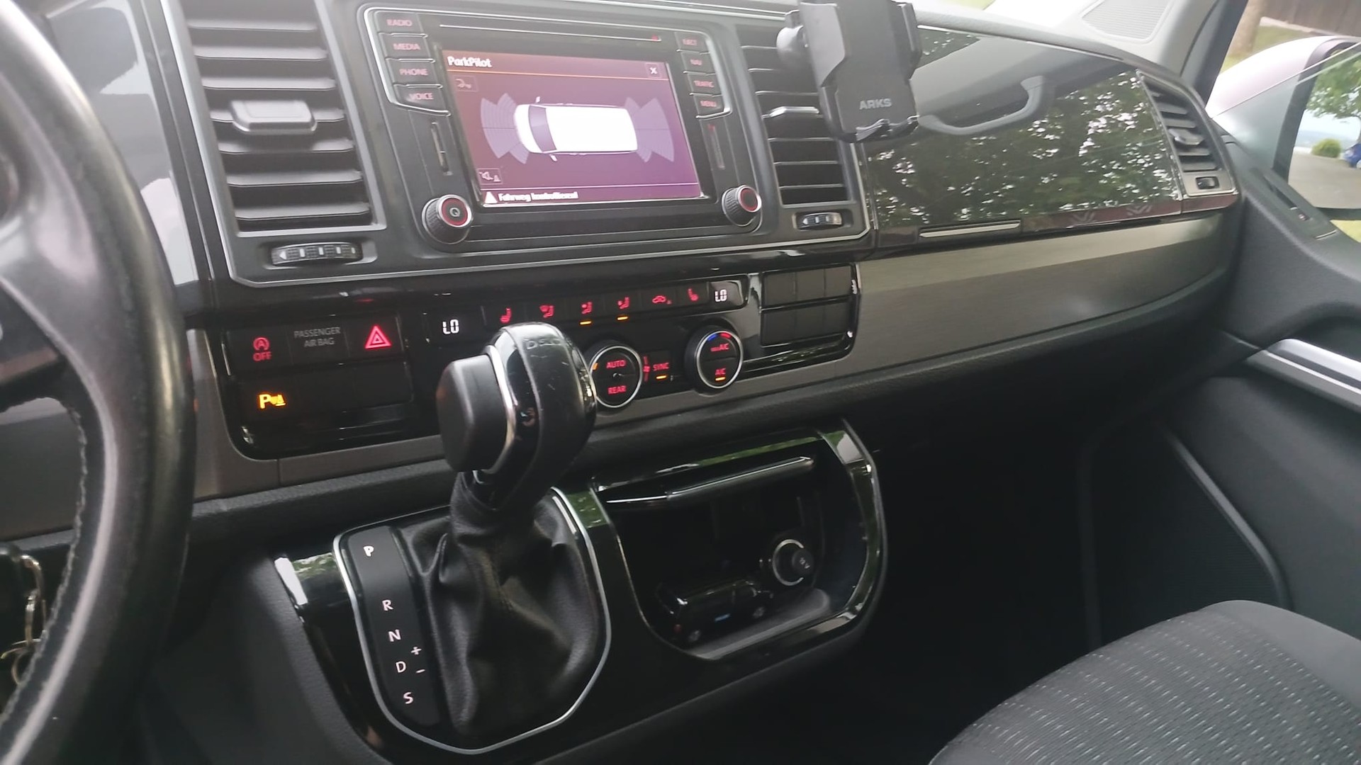 VW T6 Multivan 2.0 TDI Highline Liberty DSG-image-3