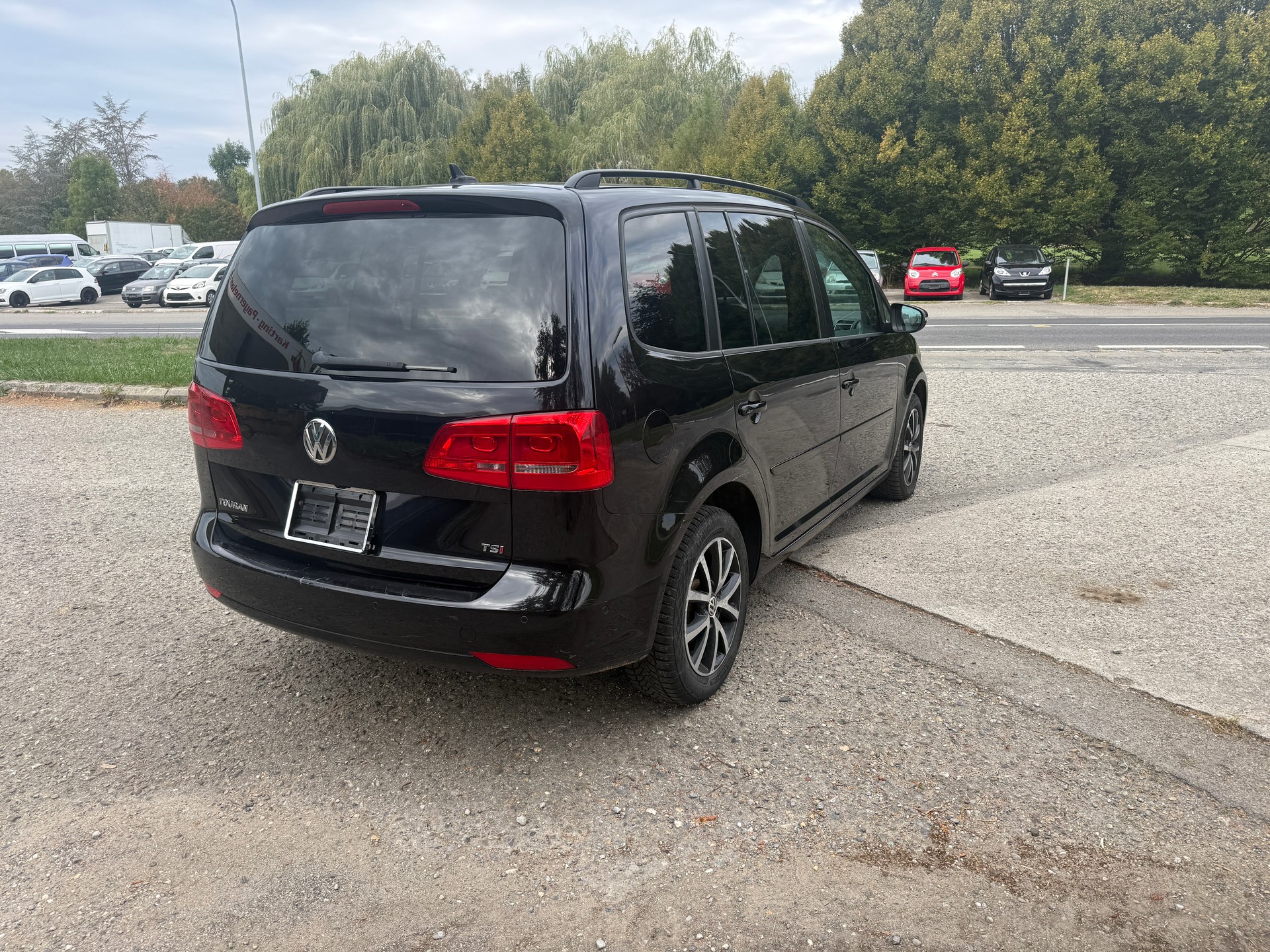 VW Touran 1.4 TSI Design DSG-image-4