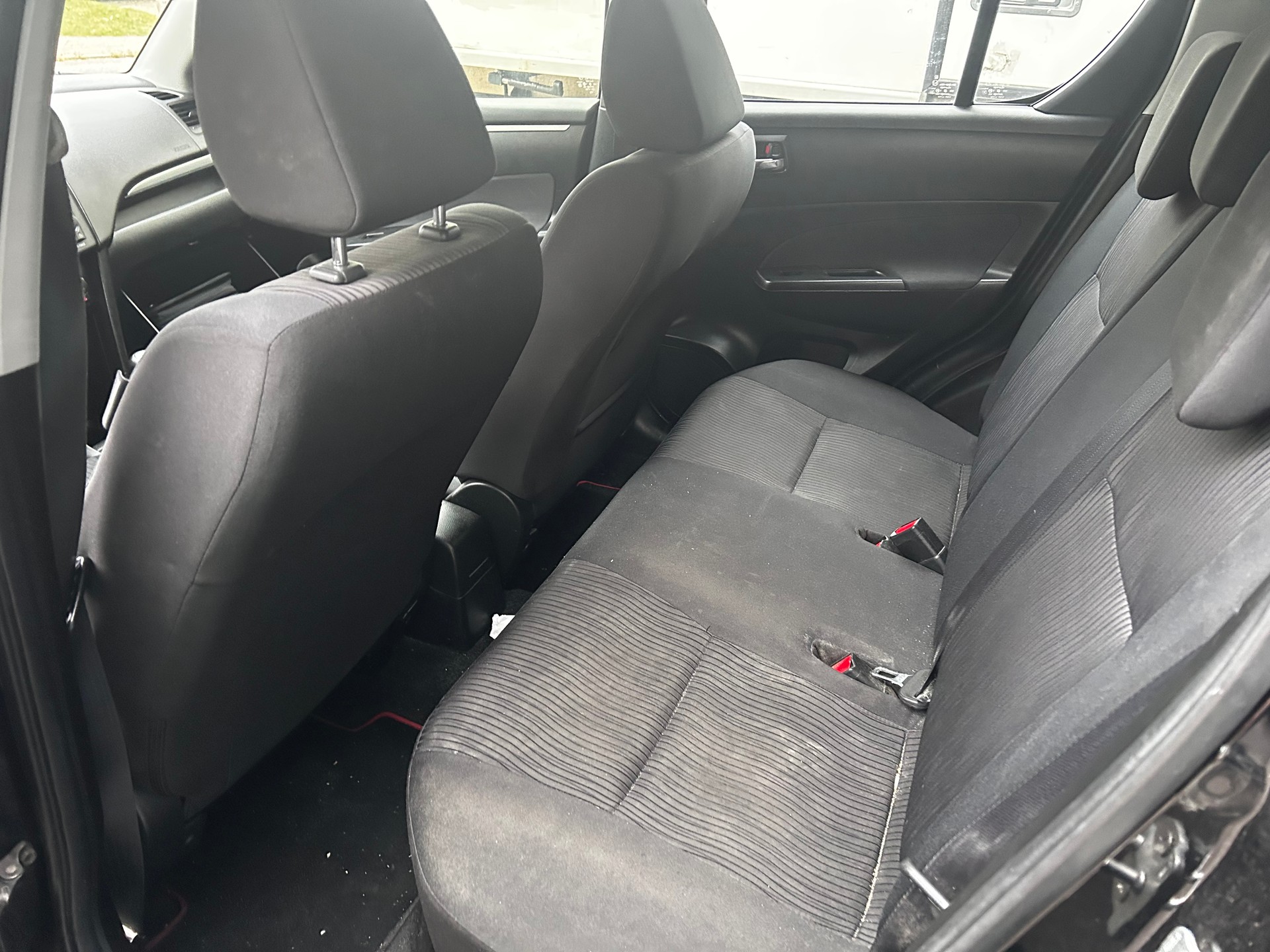 SUZUKI Swift 1.2i 16V GL Top 4x4-image-6