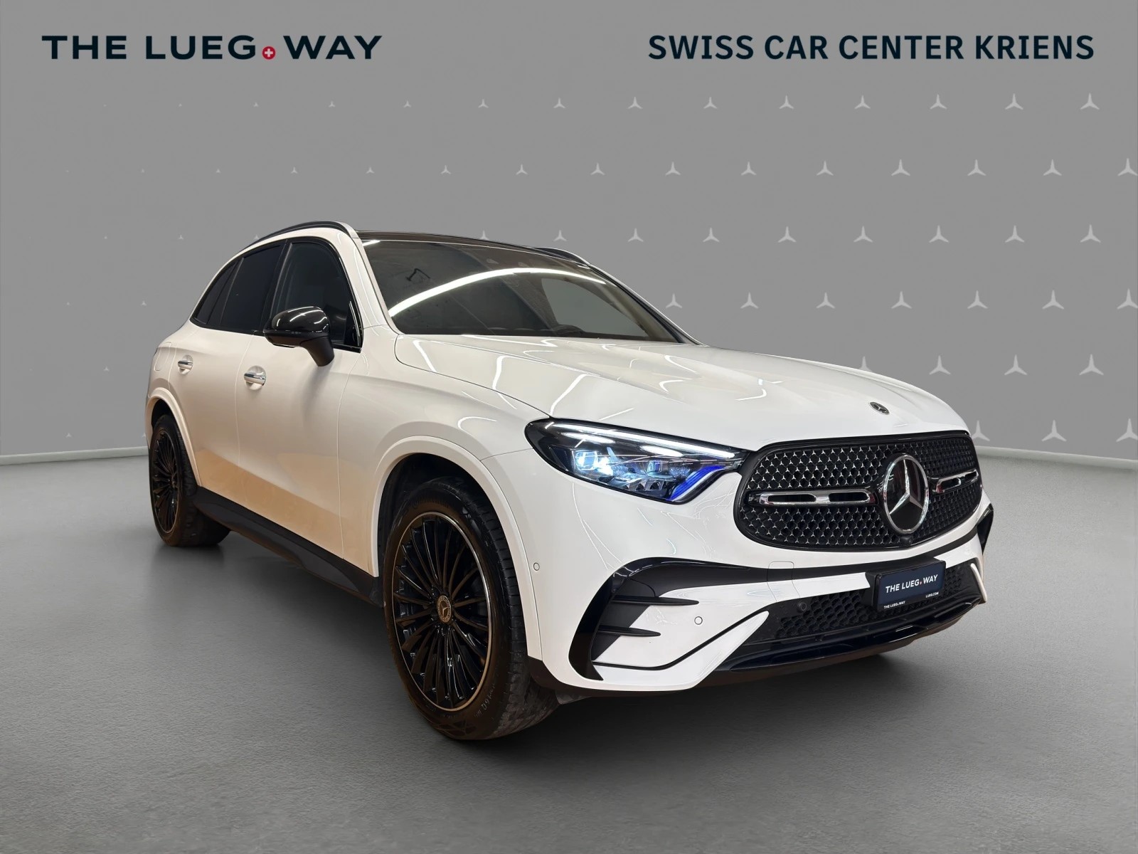 MERCEDES-BENZ GLC 400 e 4M - AMG / DISTRONC / 360 Grad Kamera / Soundsystem / Sitzmemory-image-5