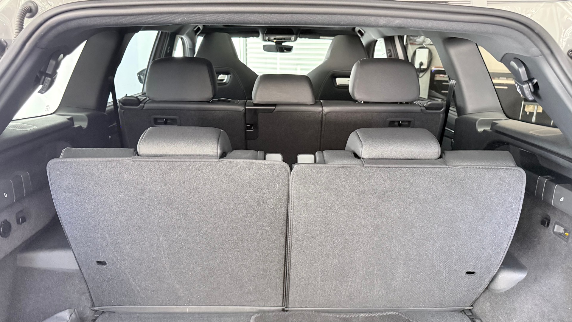 SKODA Kodiaq 2.0 TDI SportLine-image-9