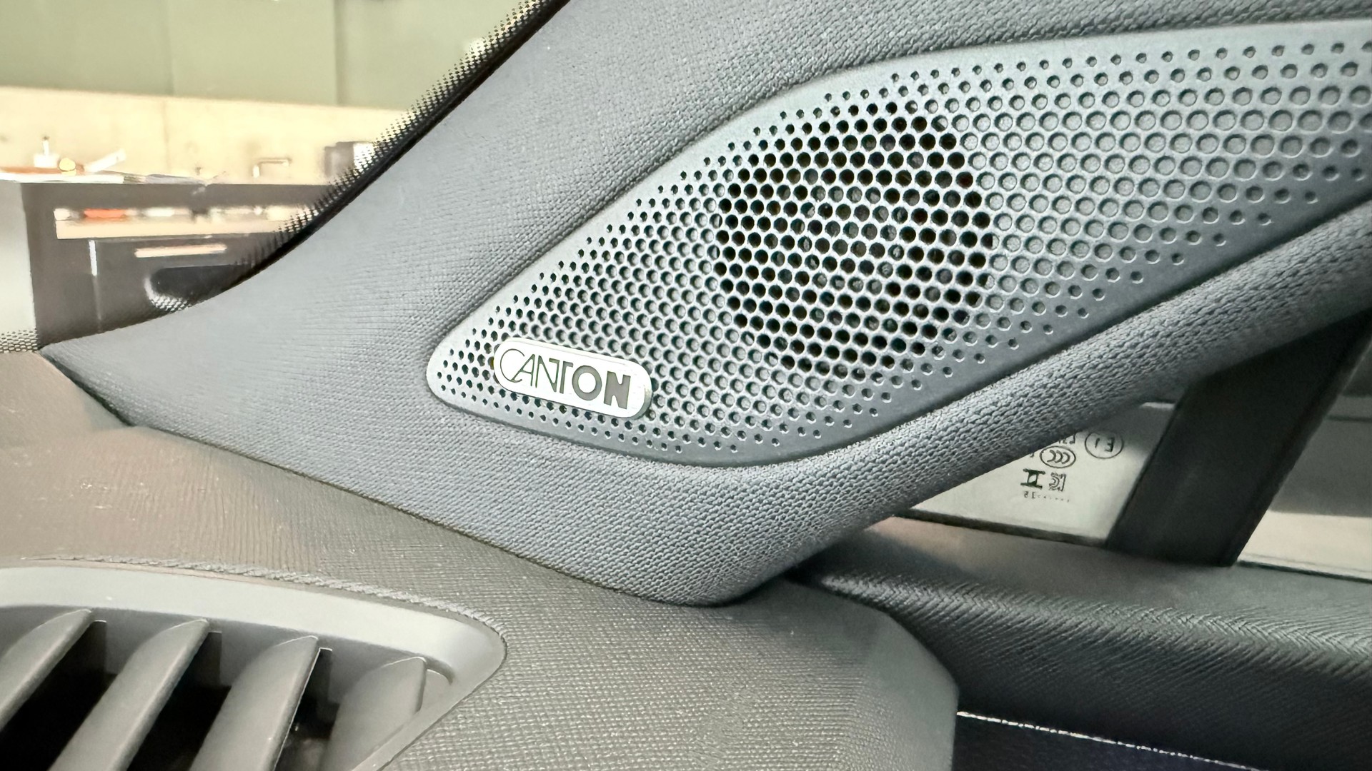 SKODA Kodiaq 2.0 TDI SportLine-image-18