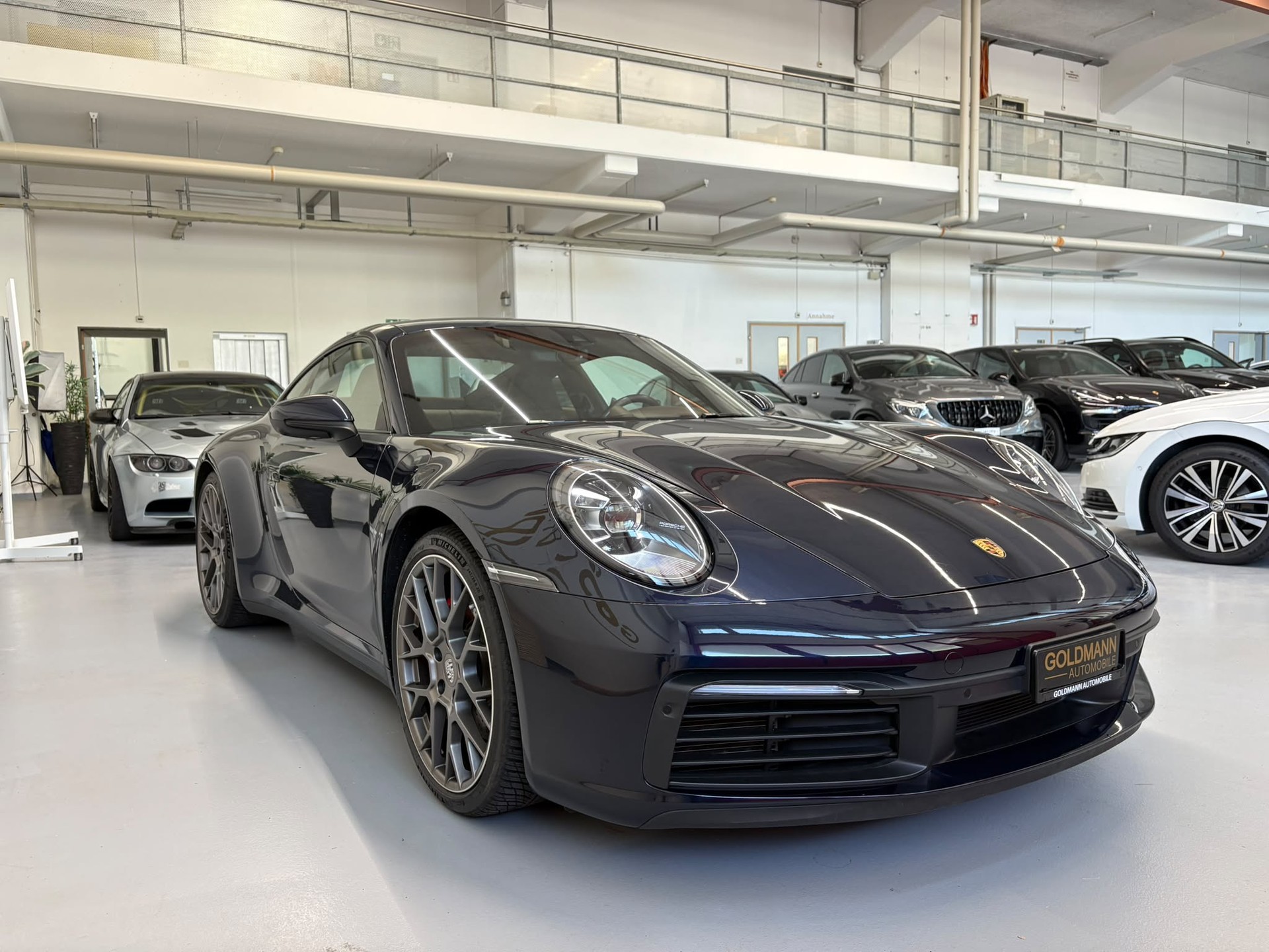 PORSCHE 911 Carrera 4S PDK-showroom-element-2