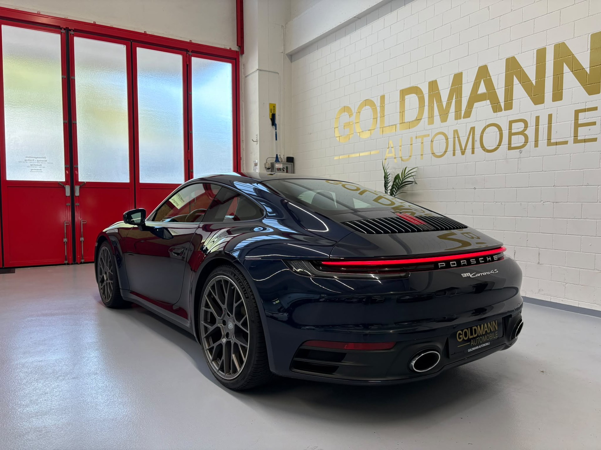 PORSCHE 911 Carrera 4S PDK-image-5