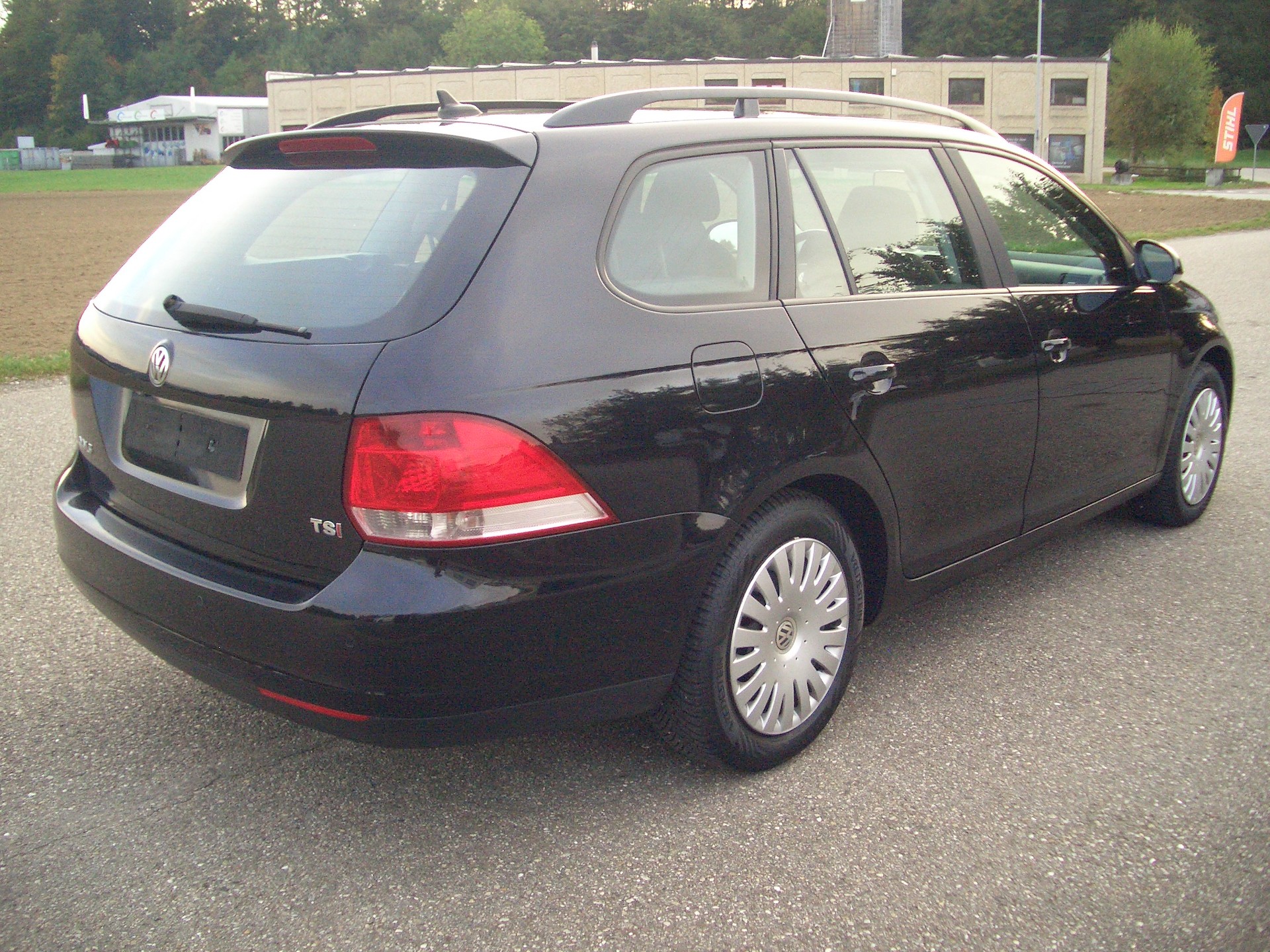 VW Golf Variant 1.4 TSI Trendline-image-1
