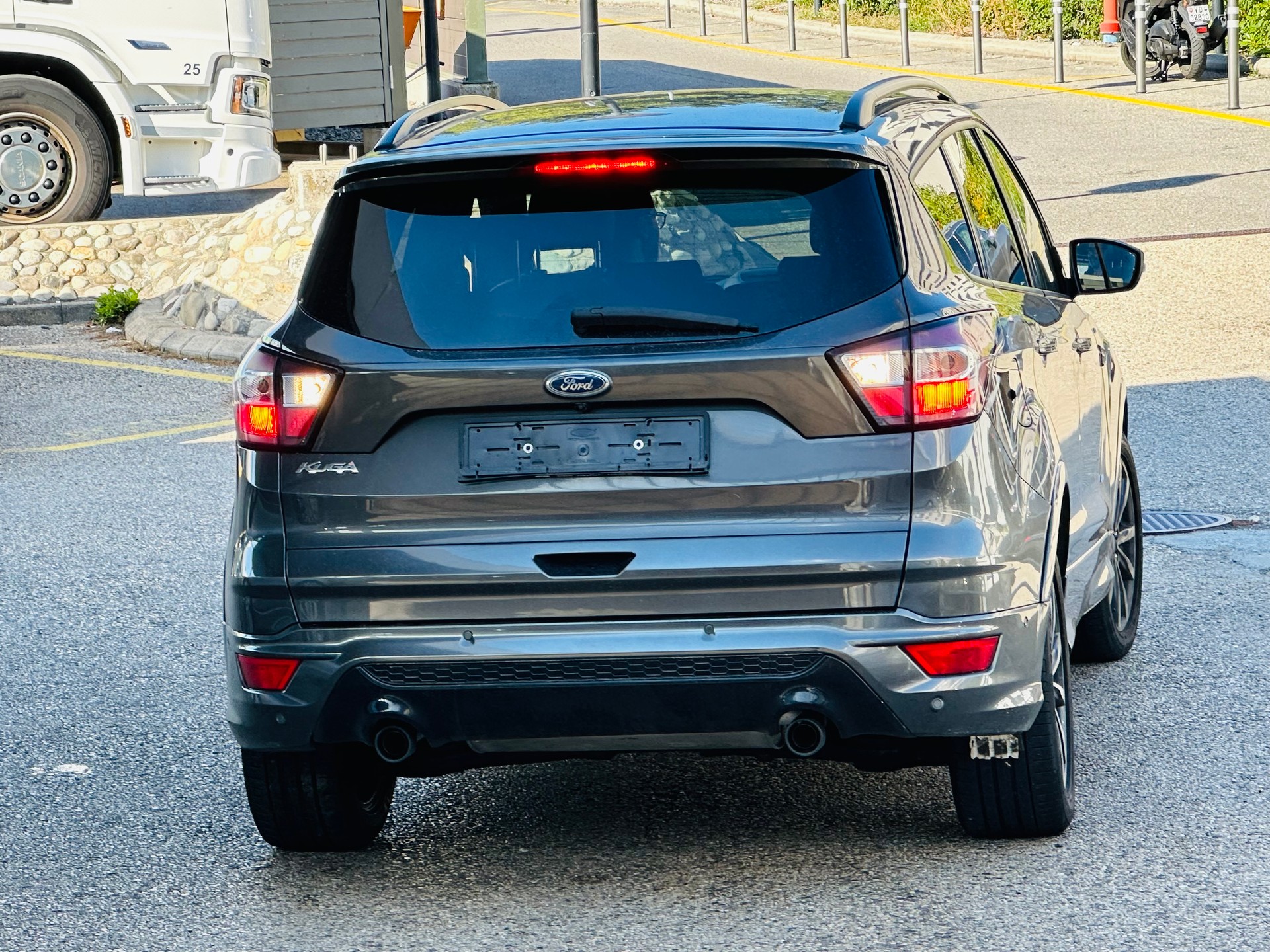 FORD Kuga 2.0 TDCi ST Line High 4WD PowerShift-image-9