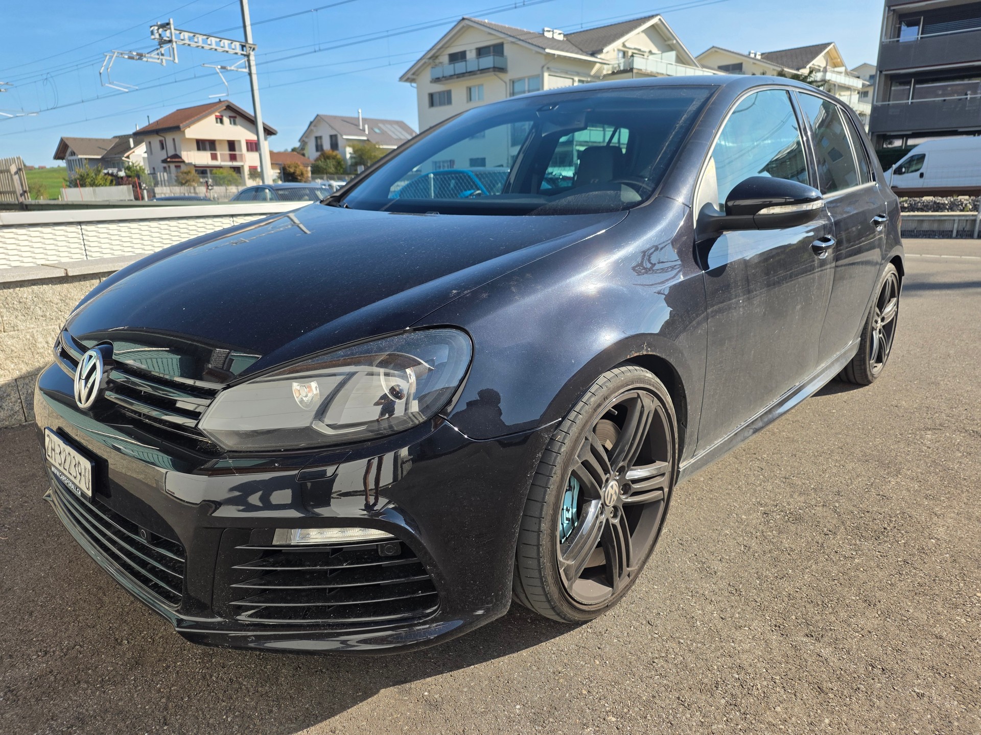 VW Golf 2.0 TSI R 4Motion DSG ☆☆☆ MFK 17.06.2026 ☆☆☆ Eintreffdatum ca. 26.10. ☆☆☆ DSG frisch revidiert ☆☆☆-image-0