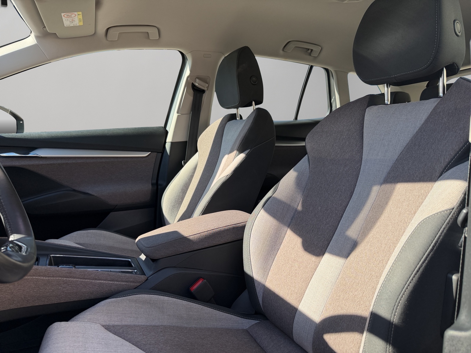 SKODA Enyaq iV 80x-image-8