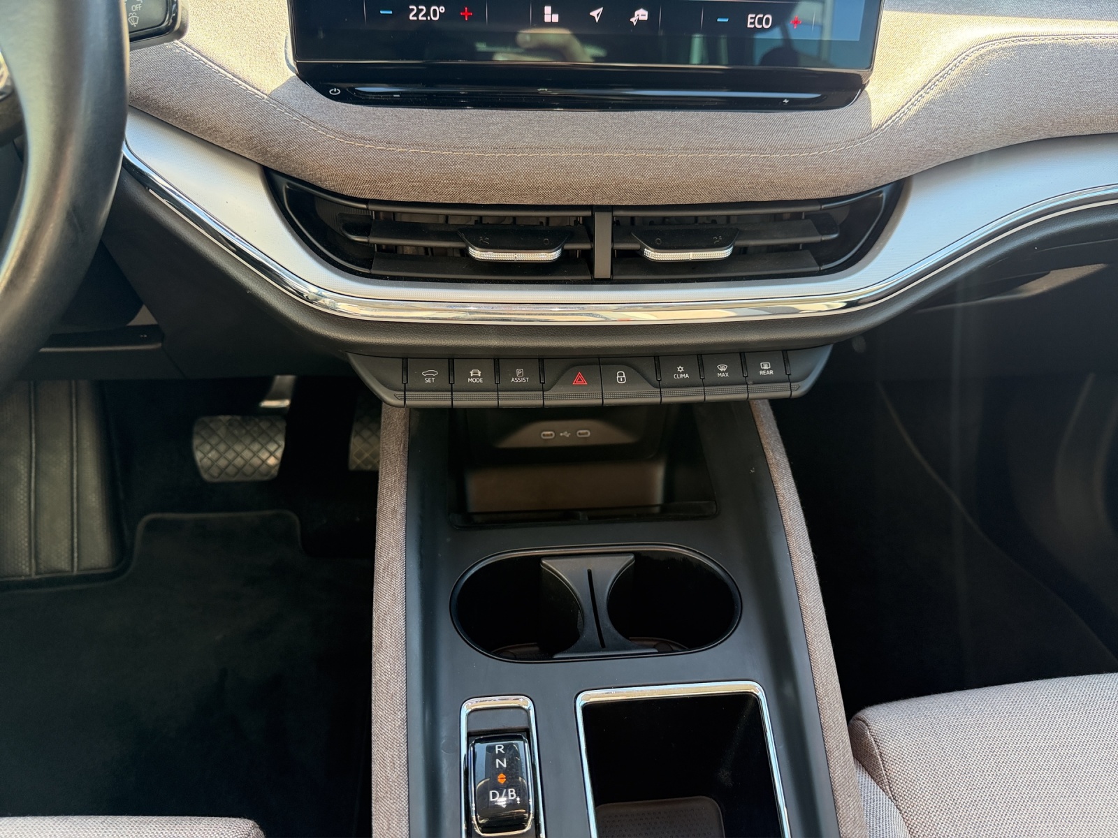 SKODA Enyaq iV 80x-image-11