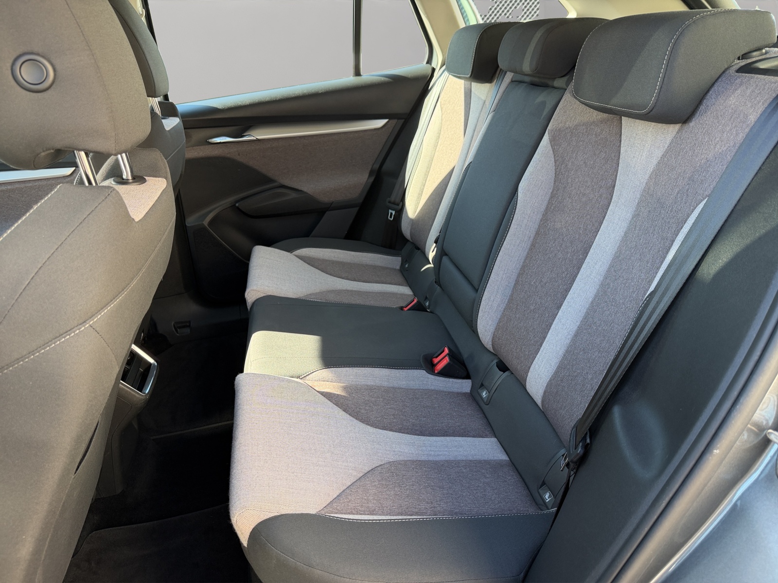 SKODA Enyaq iV 80x-image-16