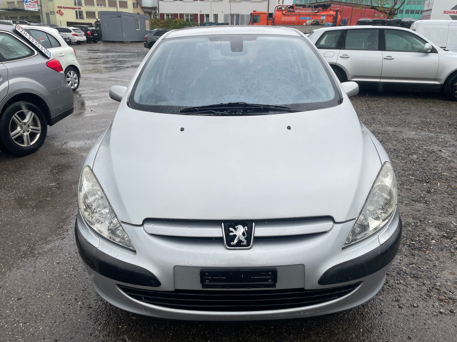 PEUGEOT 307 2.0 16V Black&Silver Edition-image-0