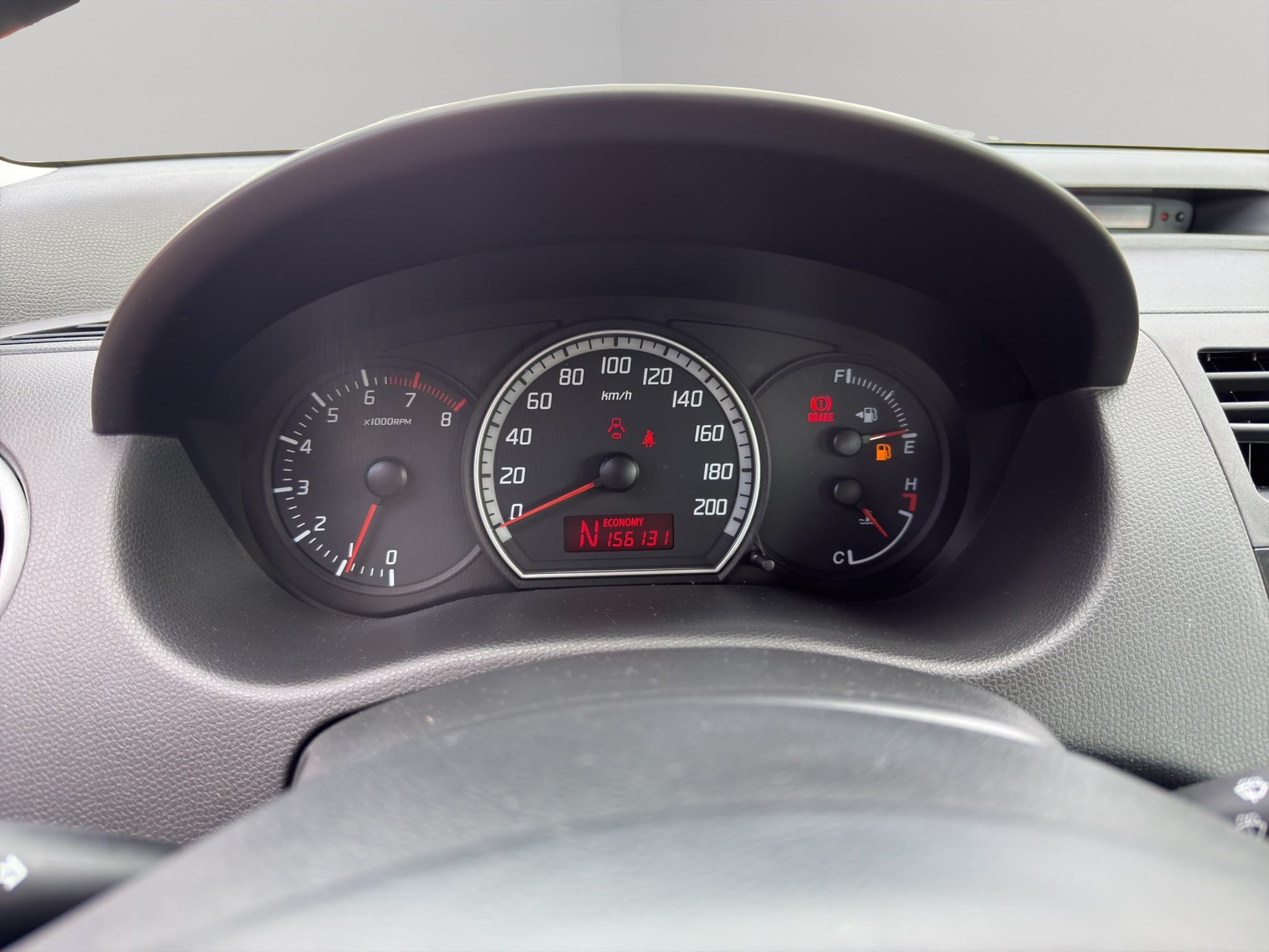 SUZUKI Swift 1.3i 16V GL Top-image-14