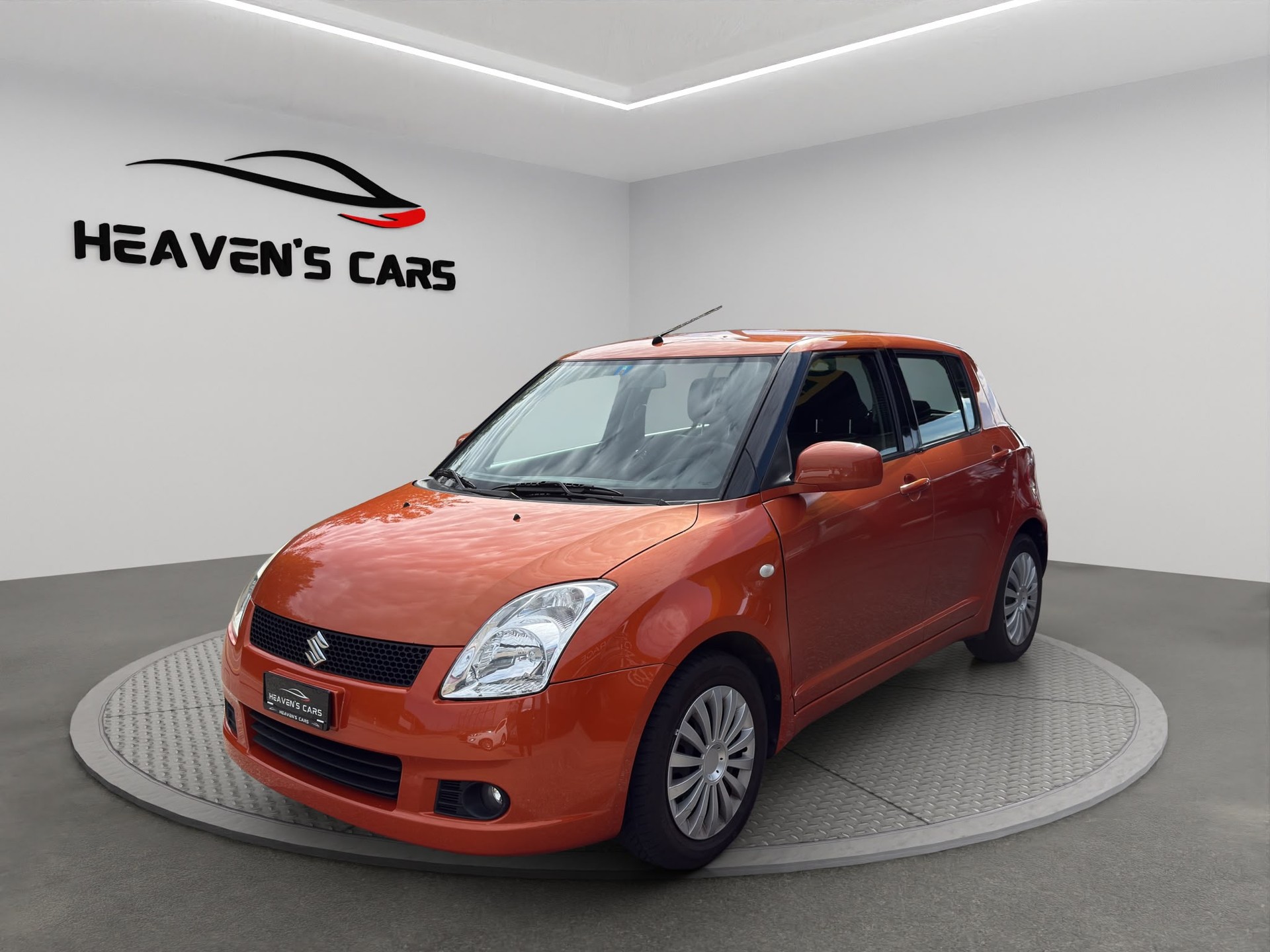 SUZUKI Swift 1.3i 16V GL Top-image-1