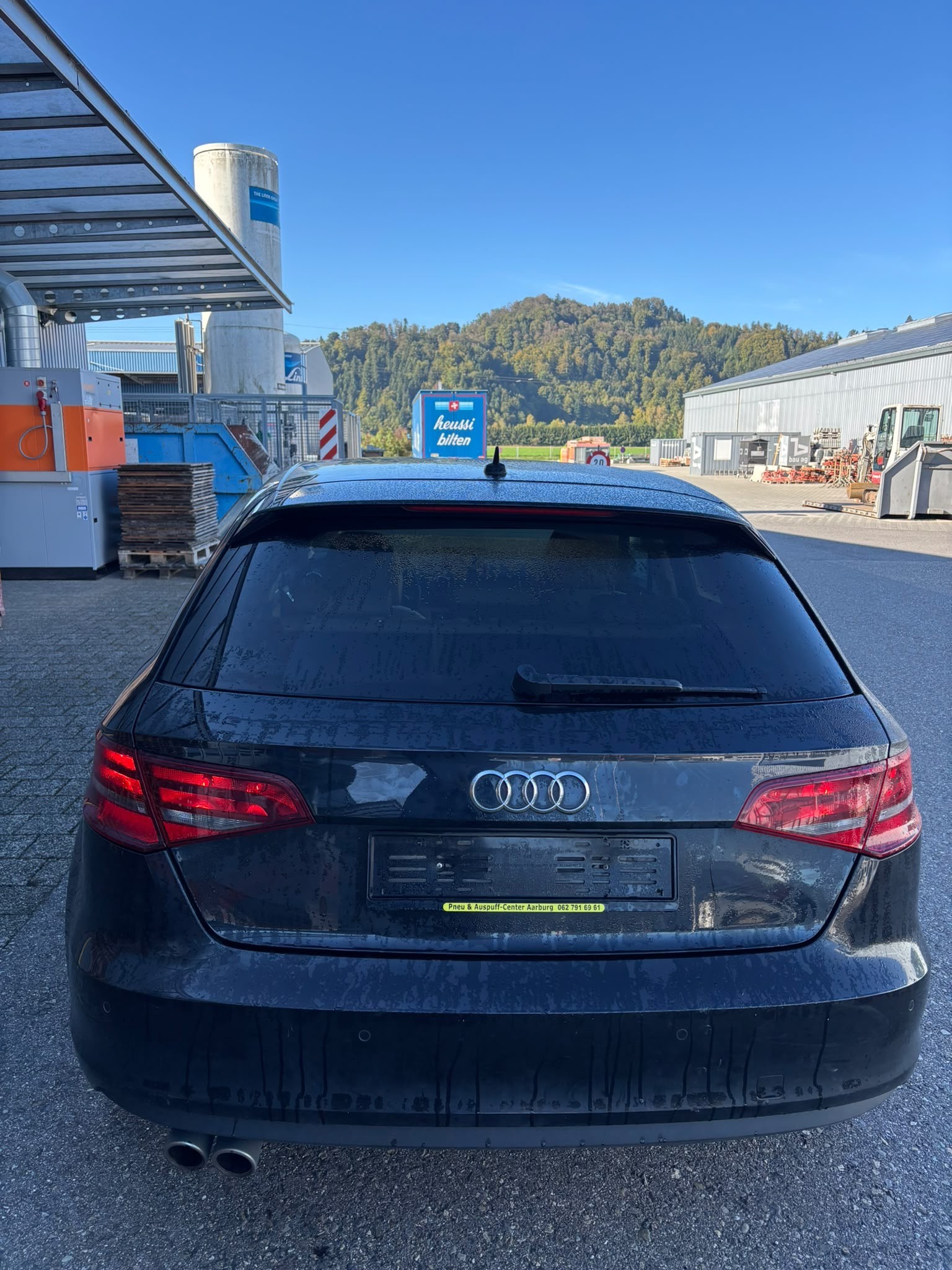 AUDI A3 2.0 TDI Ambition quattro-image-4