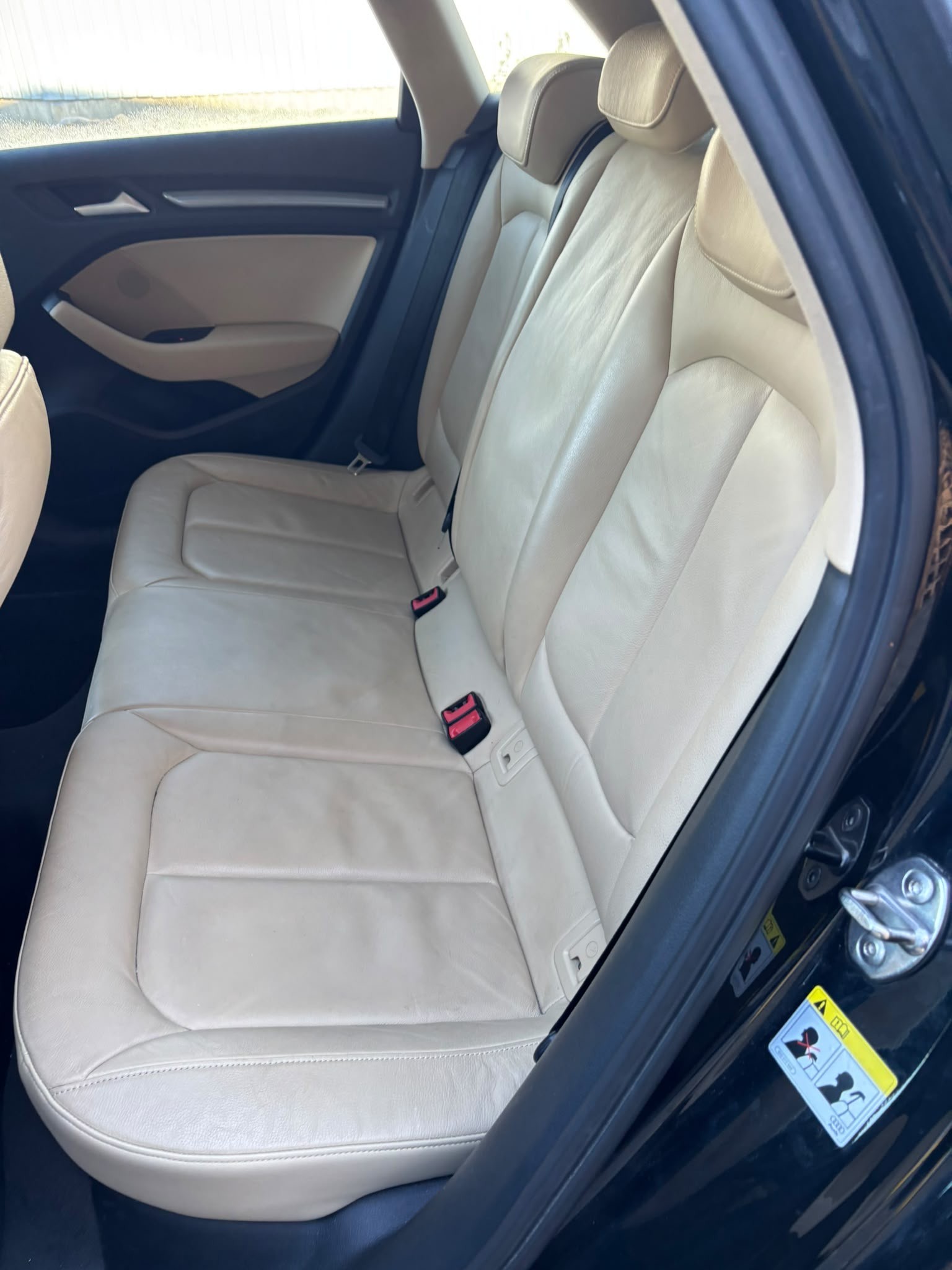 AUDI A3 2.0 TDI Ambition quattro-image-9