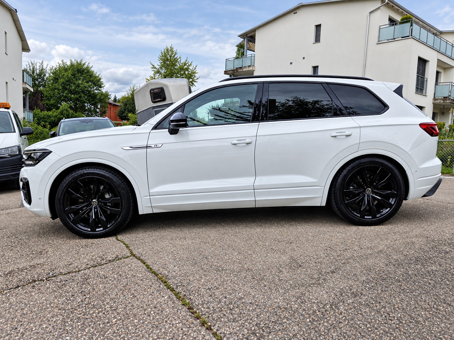 VW Touareg 3.0 V6 TDI 286 R-Line Tiptronic-image-1
