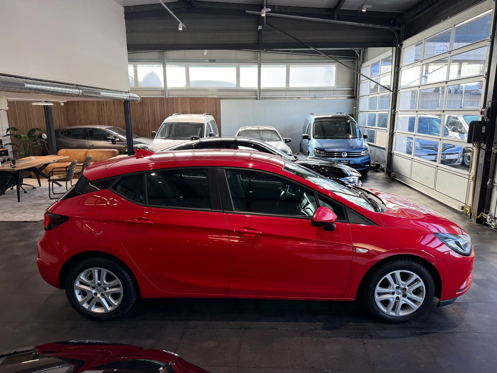 OPEL Astra 1.0i Turbo Enjoy Easytronic-image-4
