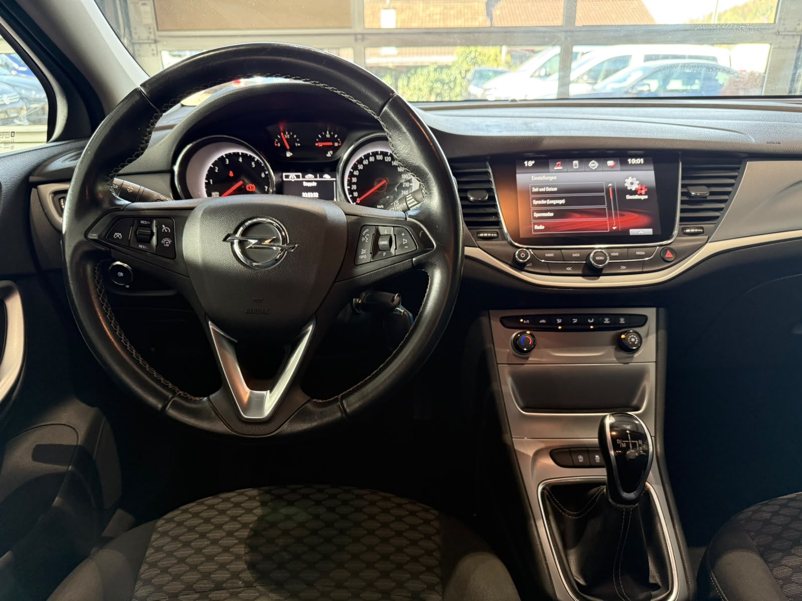 OPEL Astra 1.0i Turbo Enjoy Easytronic-image-10