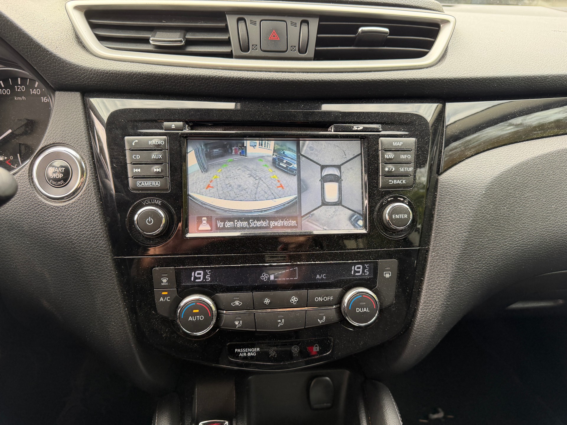 NISSAN Qashqai 1.2 DIG-T 360°-showroom-element-3
