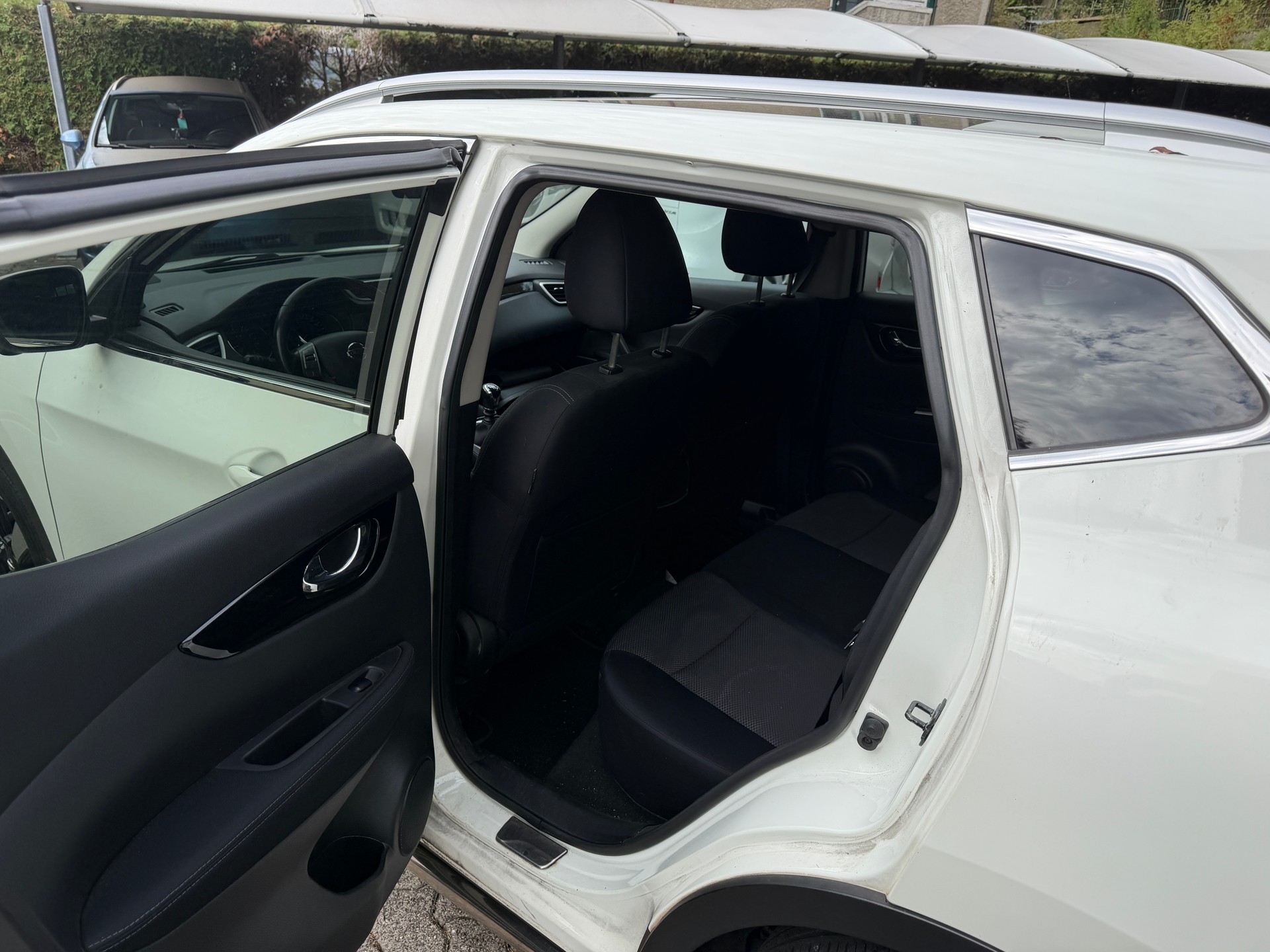 NISSAN Qashqai 1.2 DIG-T 360°-image-8