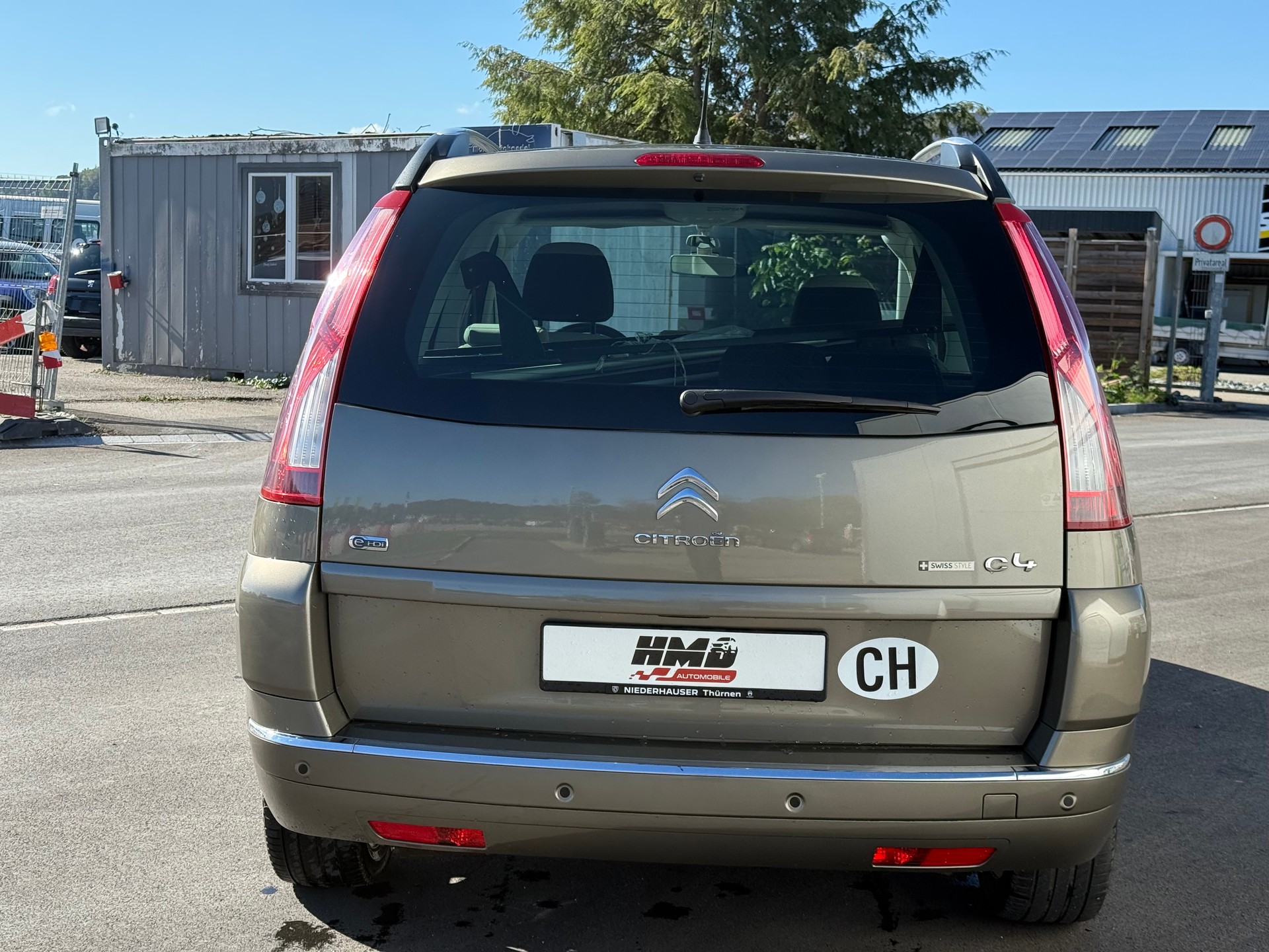 CITROEN Grand C4 Picasso 1.6 HDI 16V Swiss Style EGS6-image-4