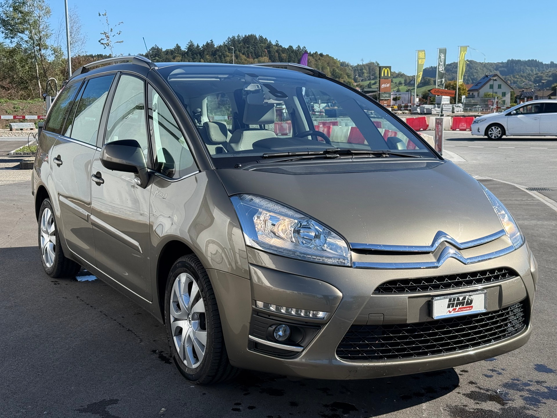 CITROEN Grand C4 Picasso 1.6 HDI 16V Swiss Style EGS6-image-7