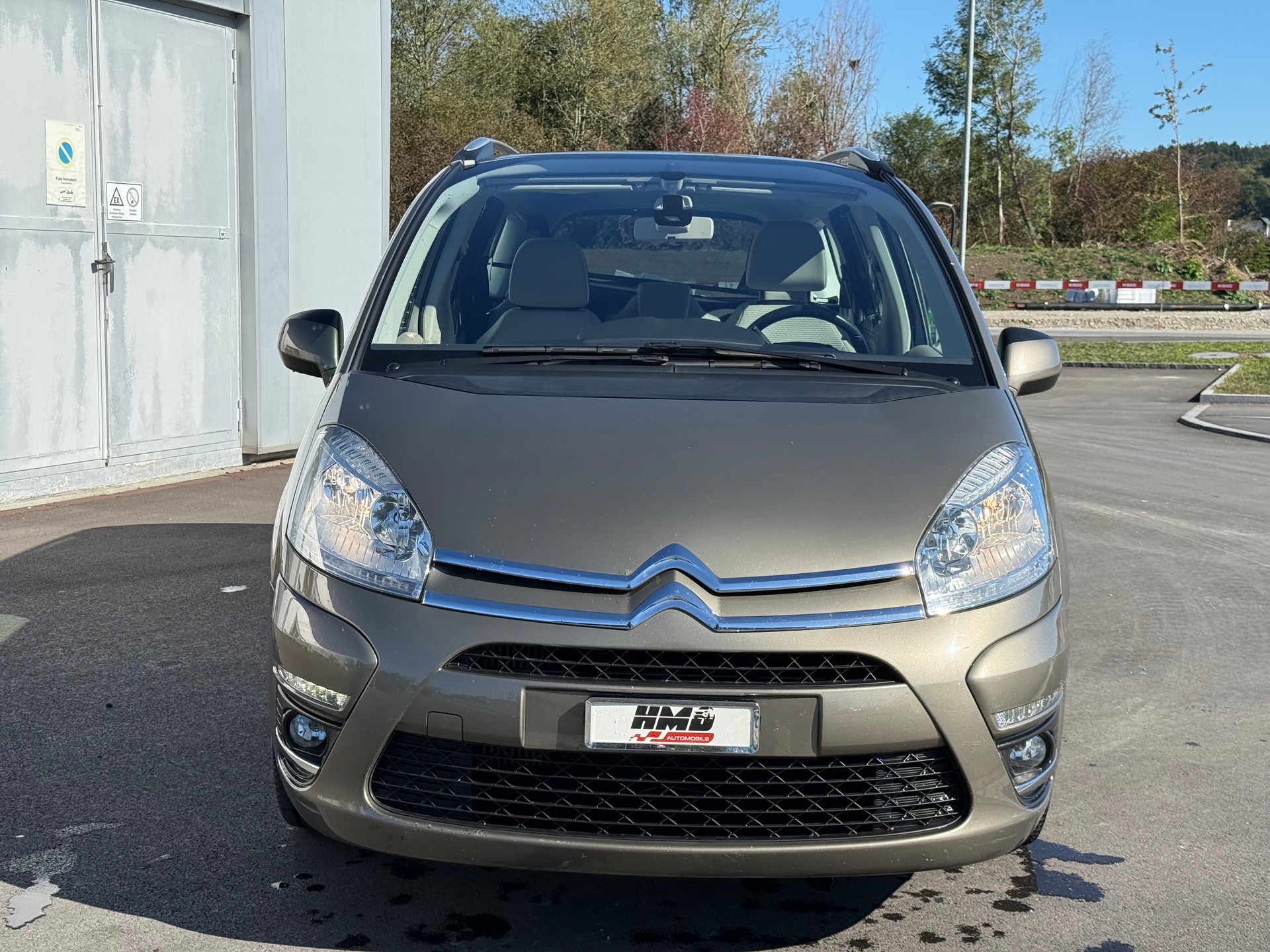 CITROEN Grand C4 Picasso 1.6 HDI 16V Swiss Style EGS6-image-1