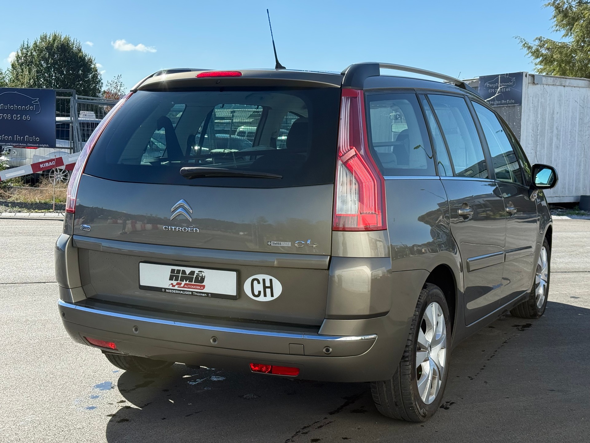 CITROEN Grand C4 Picasso 1.6 HDI 16V Swiss Style EGS6-image-5