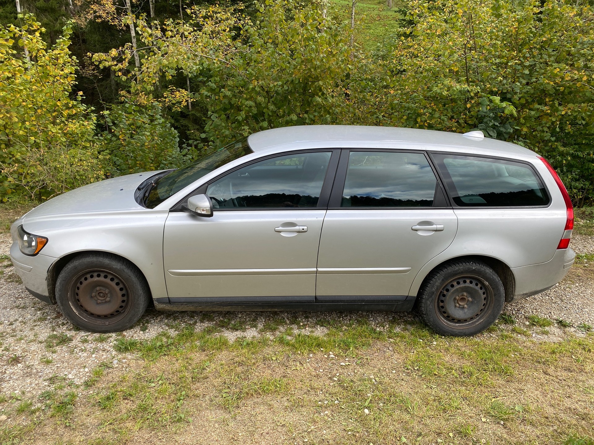 VOLVO 2.4 20V Basis-image-2