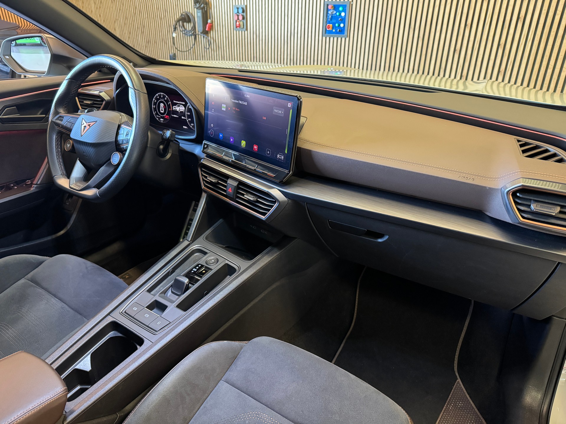 CUPRA Formentor 2.5 TSI VZ5 Taiga Grey 4Drive DSG-image-13