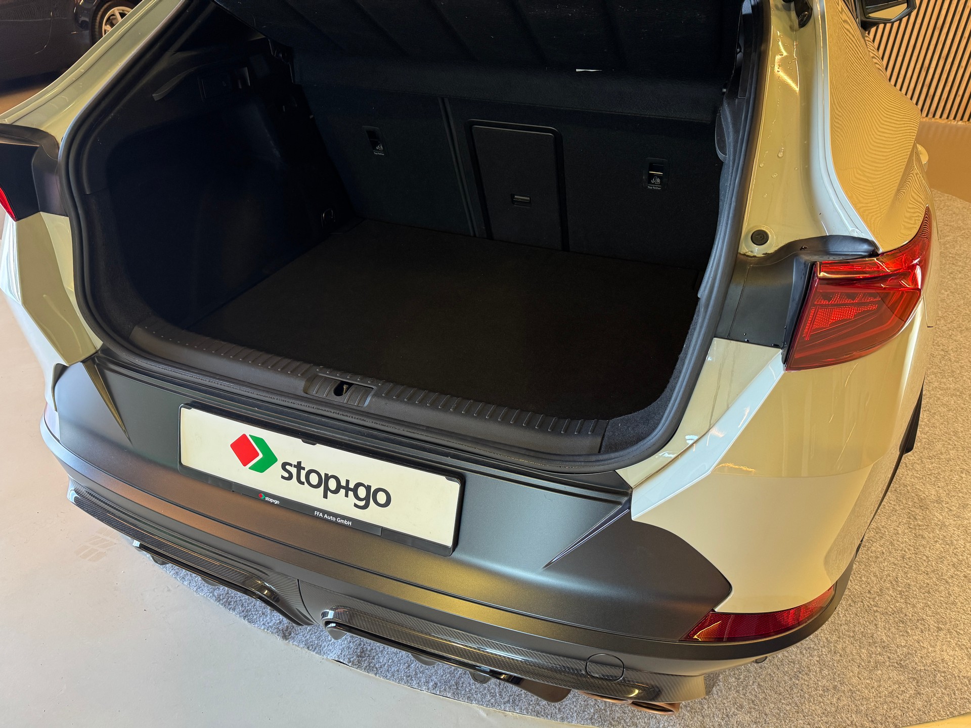 CUPRA Formentor 2.5 TSI VZ5 Taiga Grey 4Drive DSG-image-28