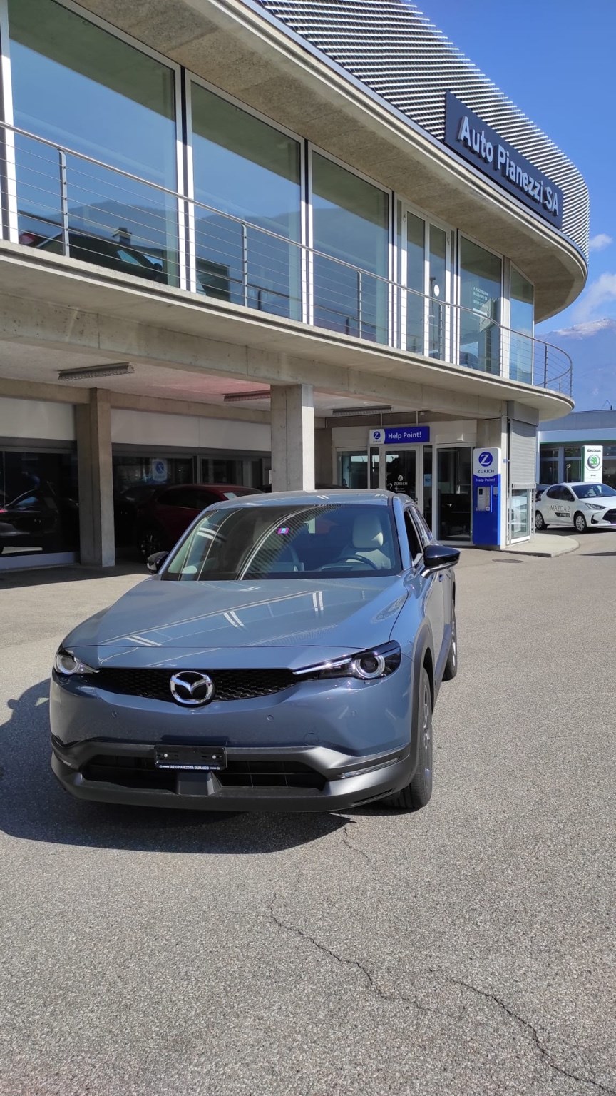 MAZDA MX-30 e-Skyactiv Revolution-image-4