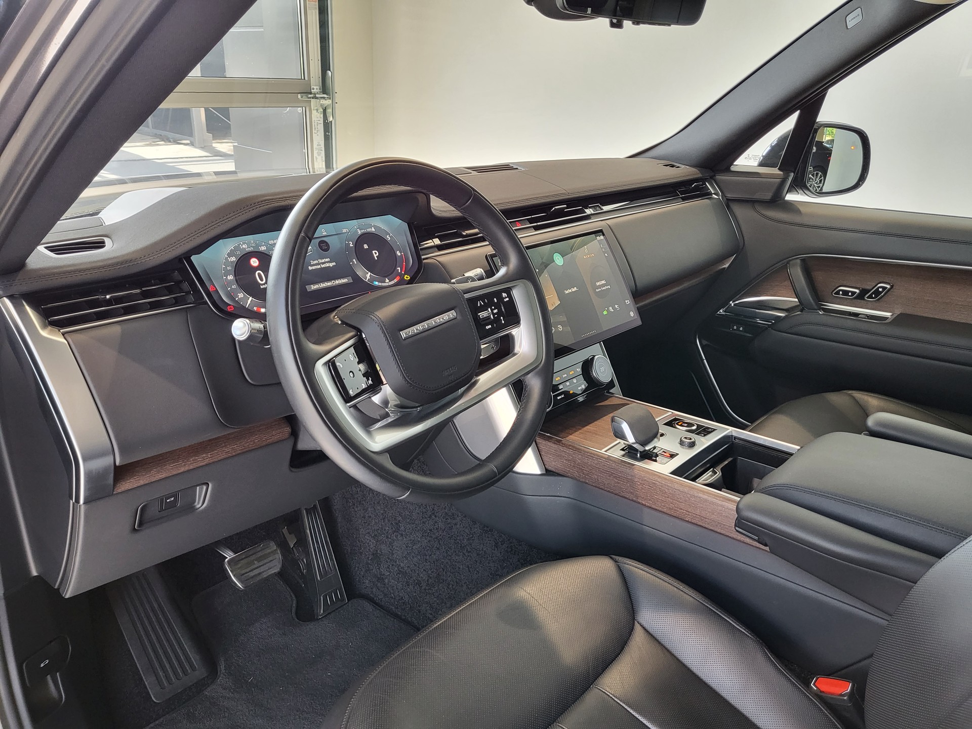 LAND ROVER Range Rover P530 4.4 V8 HSE Automatic-image-3