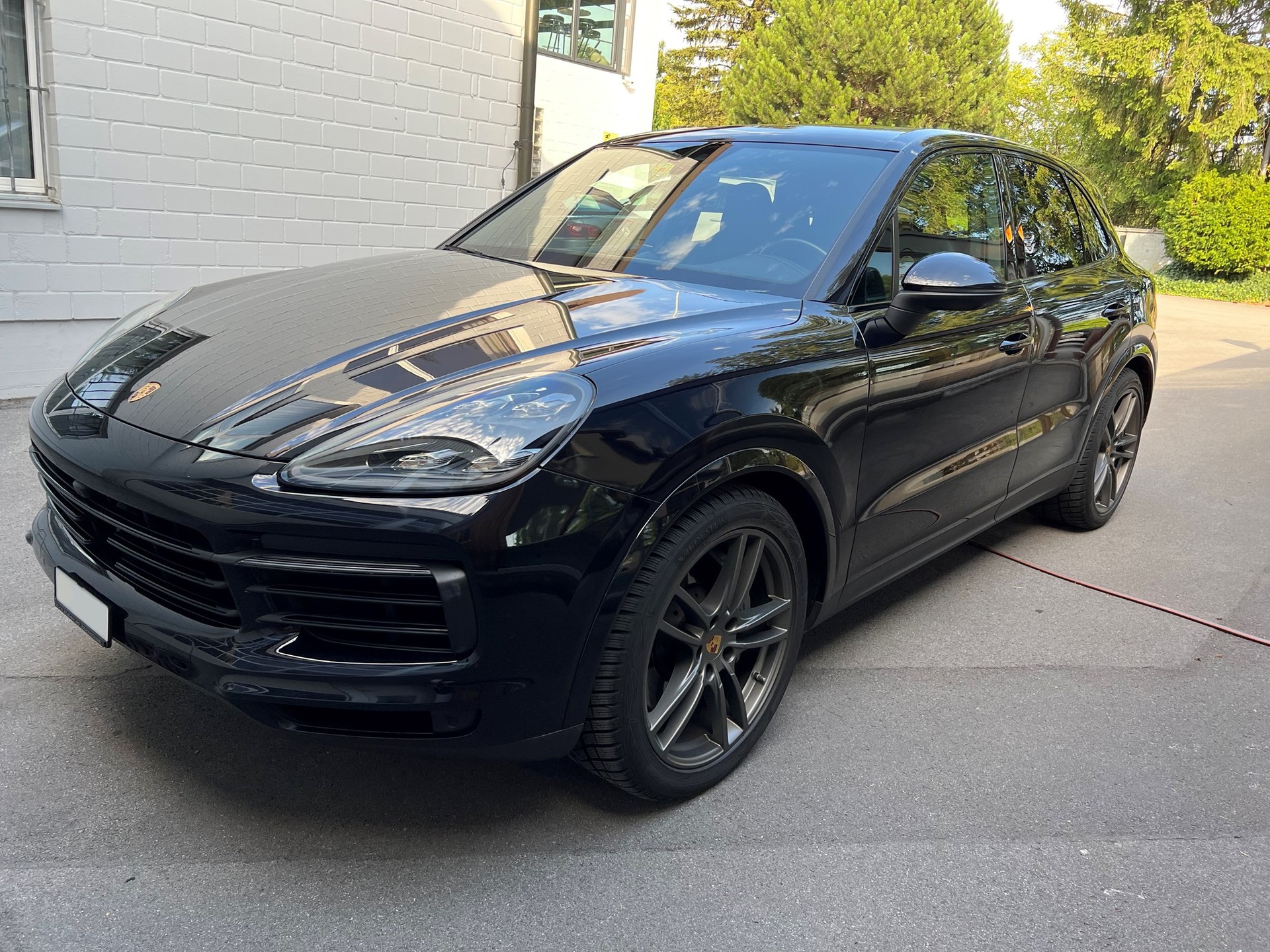 PORSCHE Cayenne S-image-2
